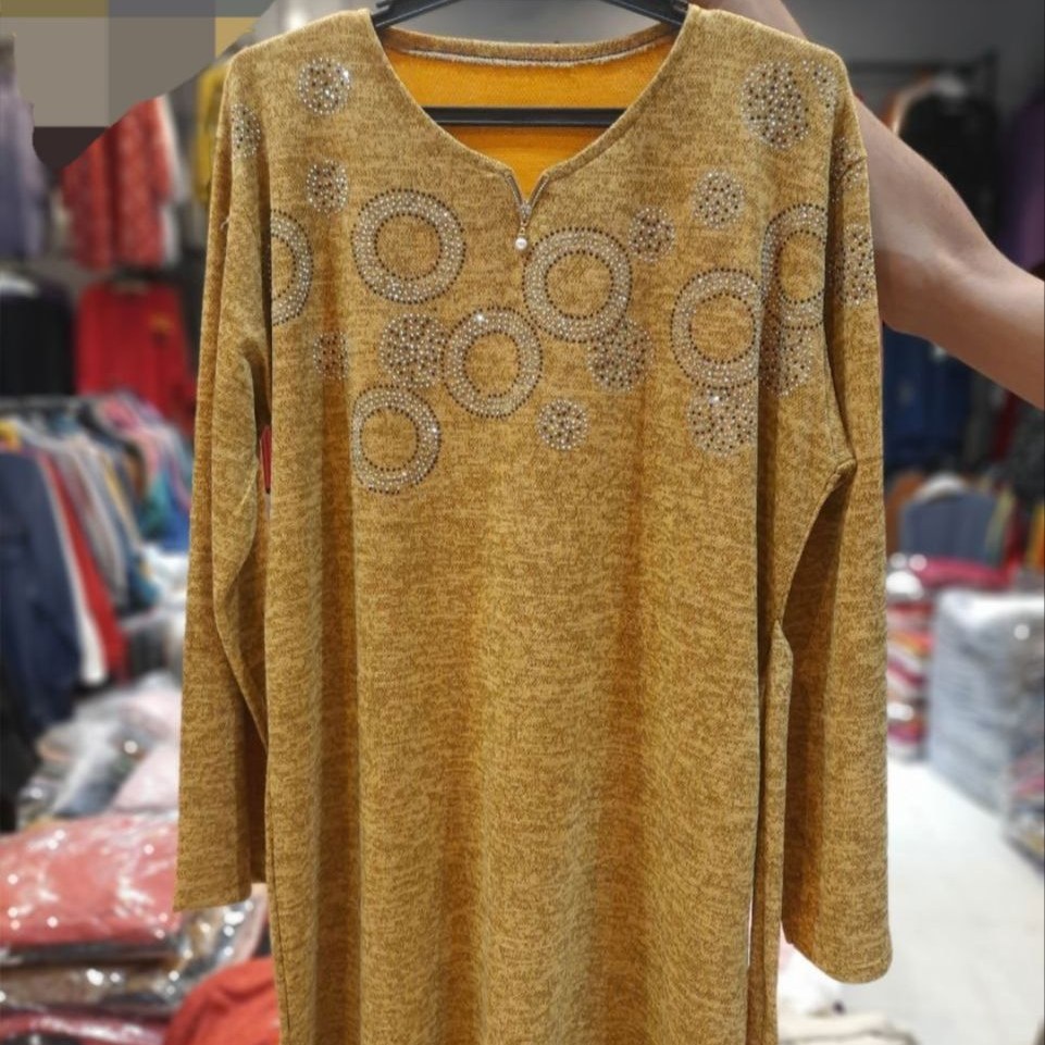 تونیک انغوره نگین دار
قواره دارتاسایز 48 عالی گرم بالا