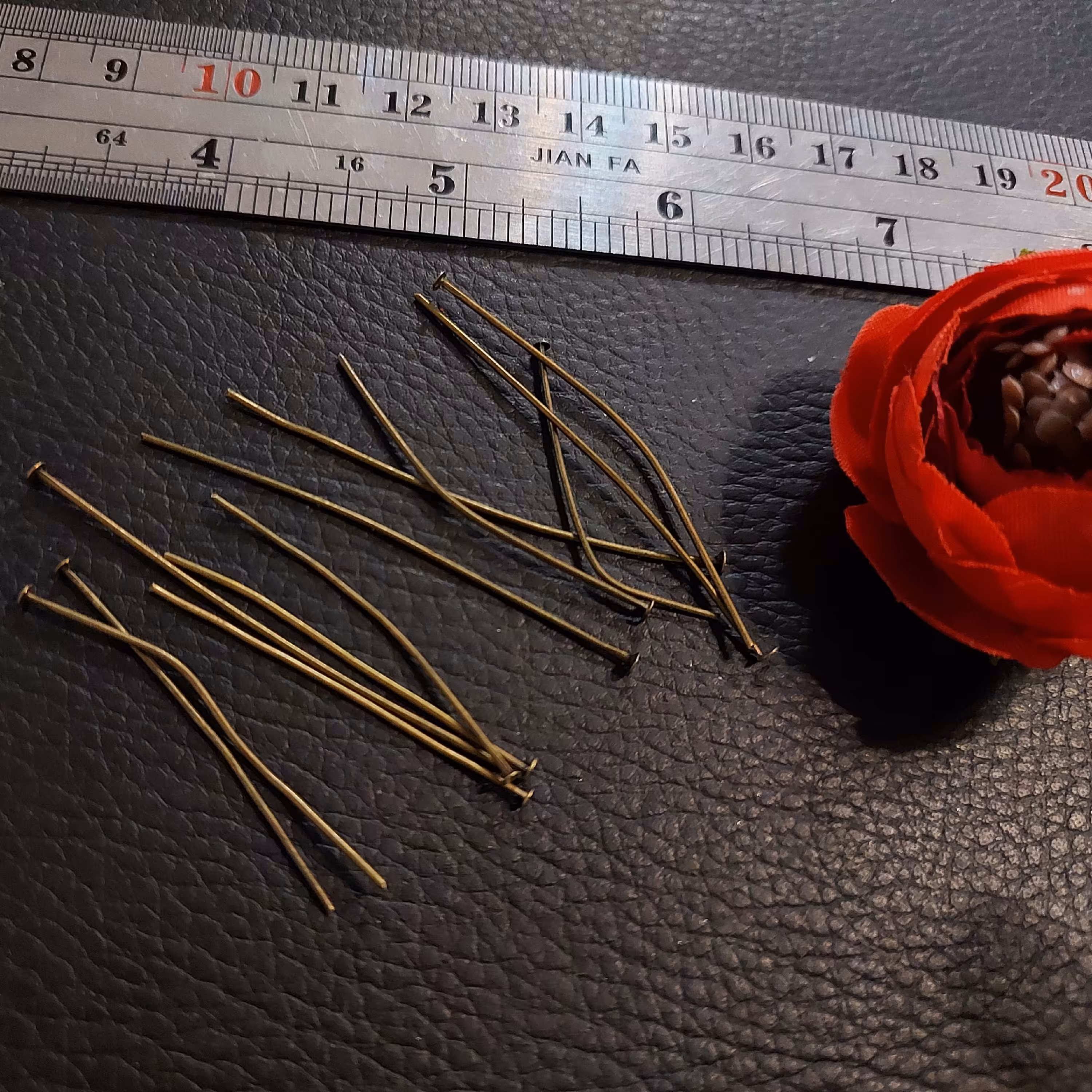 میخ  ته صاف برنزی  3سانت بسته 50 عددی