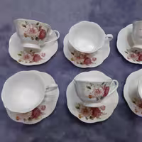 ست چای خوری گل دار 12 پارچه لب کنگره