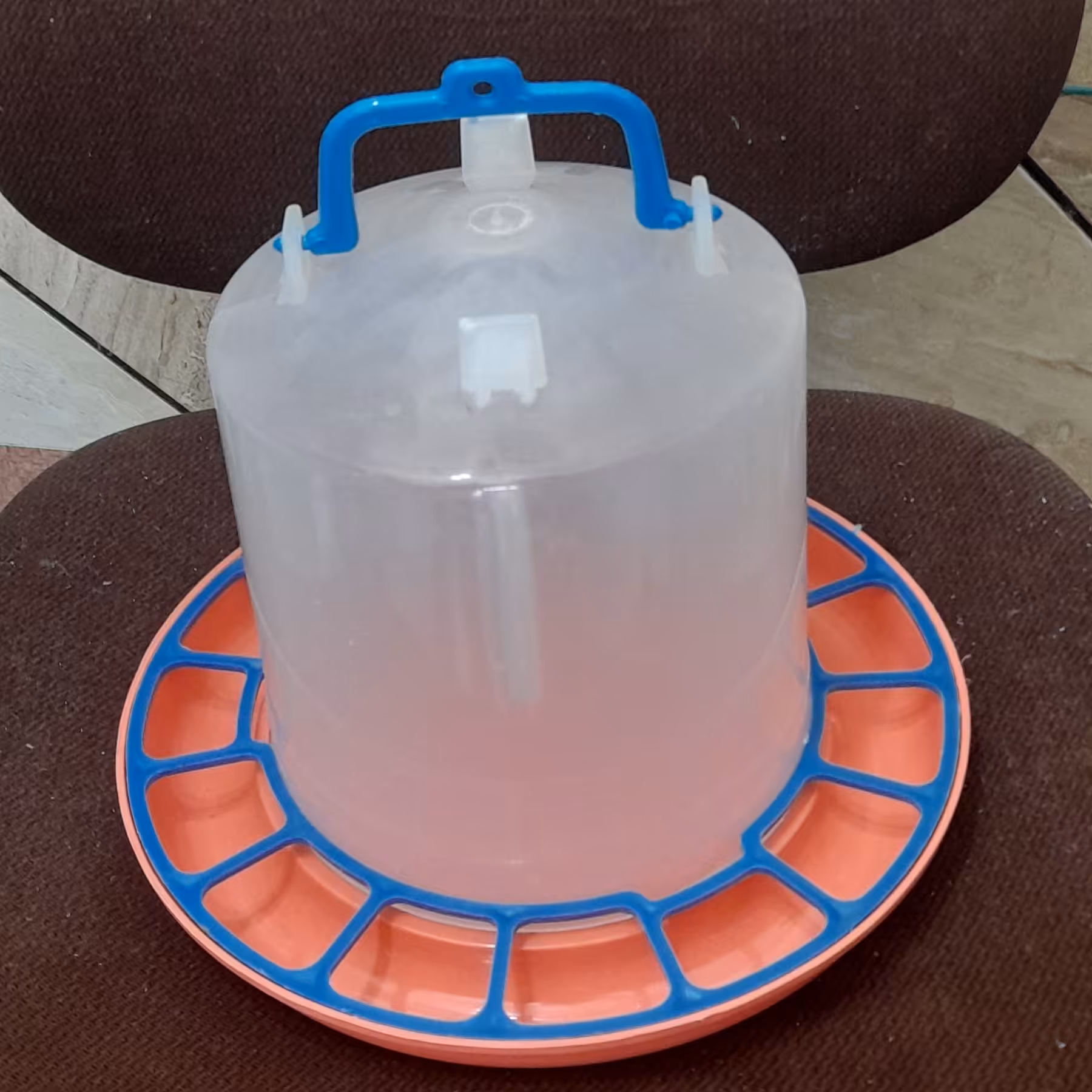 آبخوری 4لیتری قفلی ودسته دار طرح ترکیه