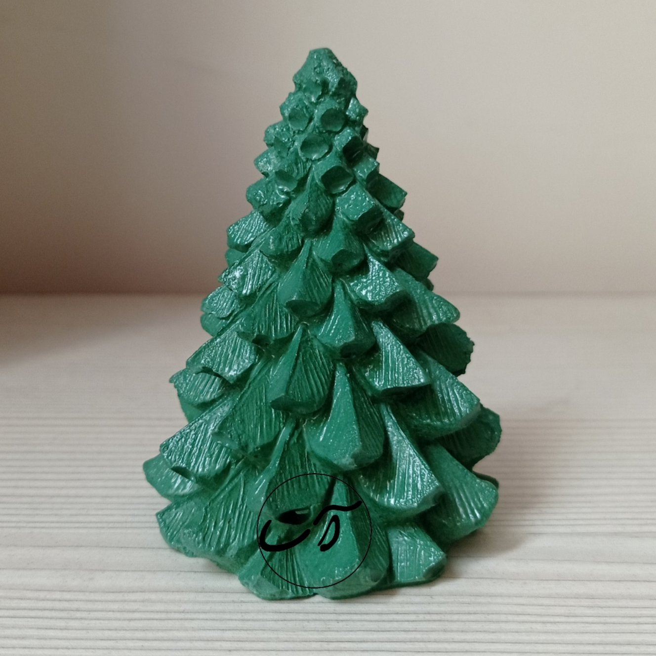 مجسمه درخت کاج