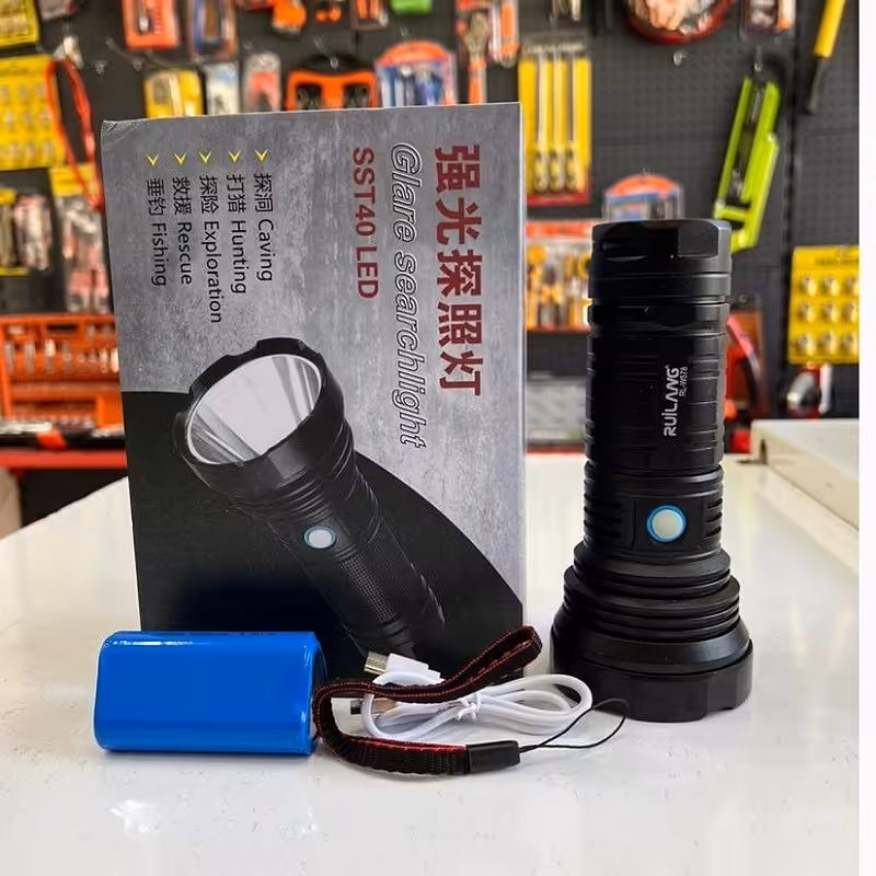 چراغ قوه شارژی آر ال اصلی