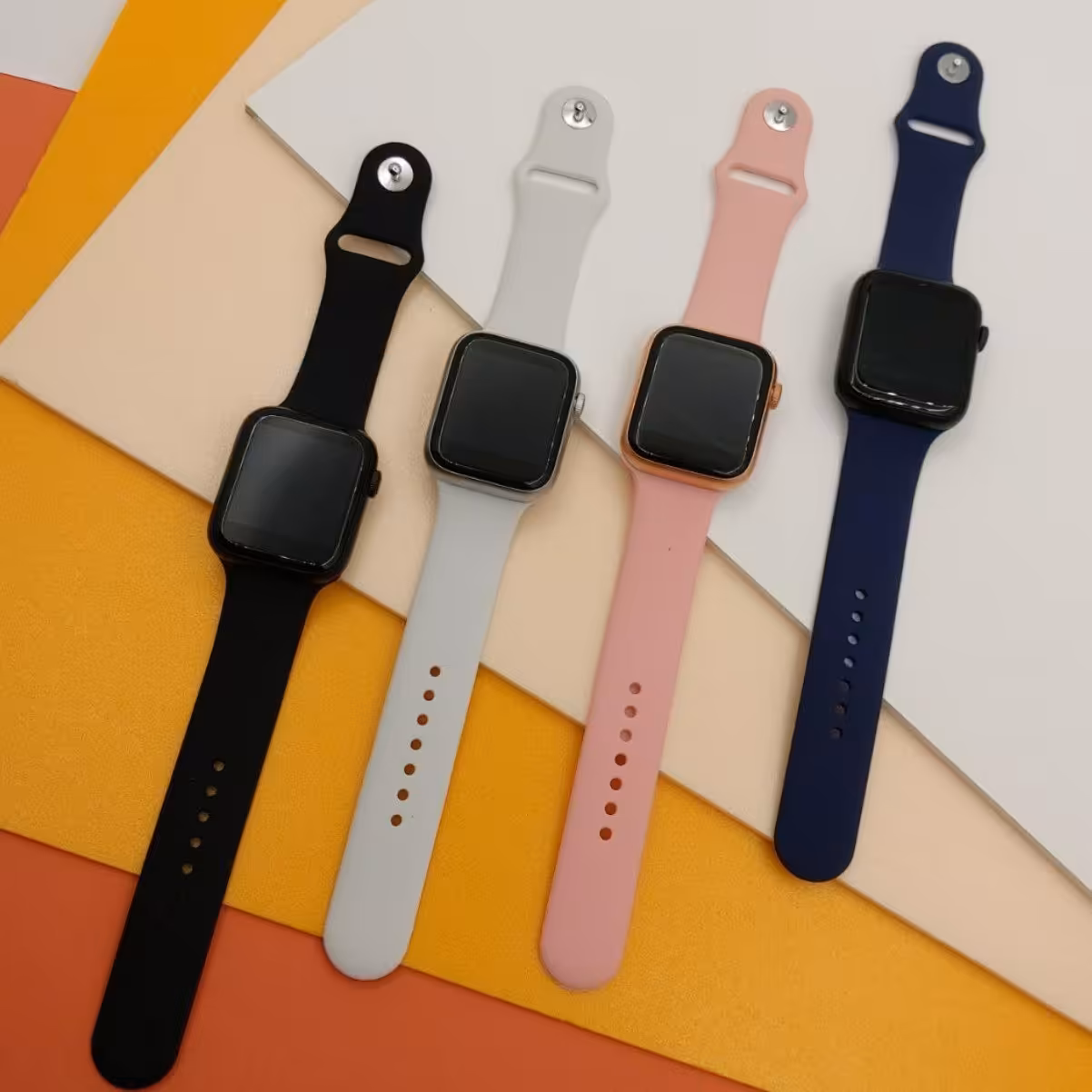 ساعت هوشمند w5 در رنگ‌بندی 