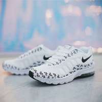 کتانی رانینگ نایک ایر مکس سفید مشکی Nike Air Max Invigor White Black