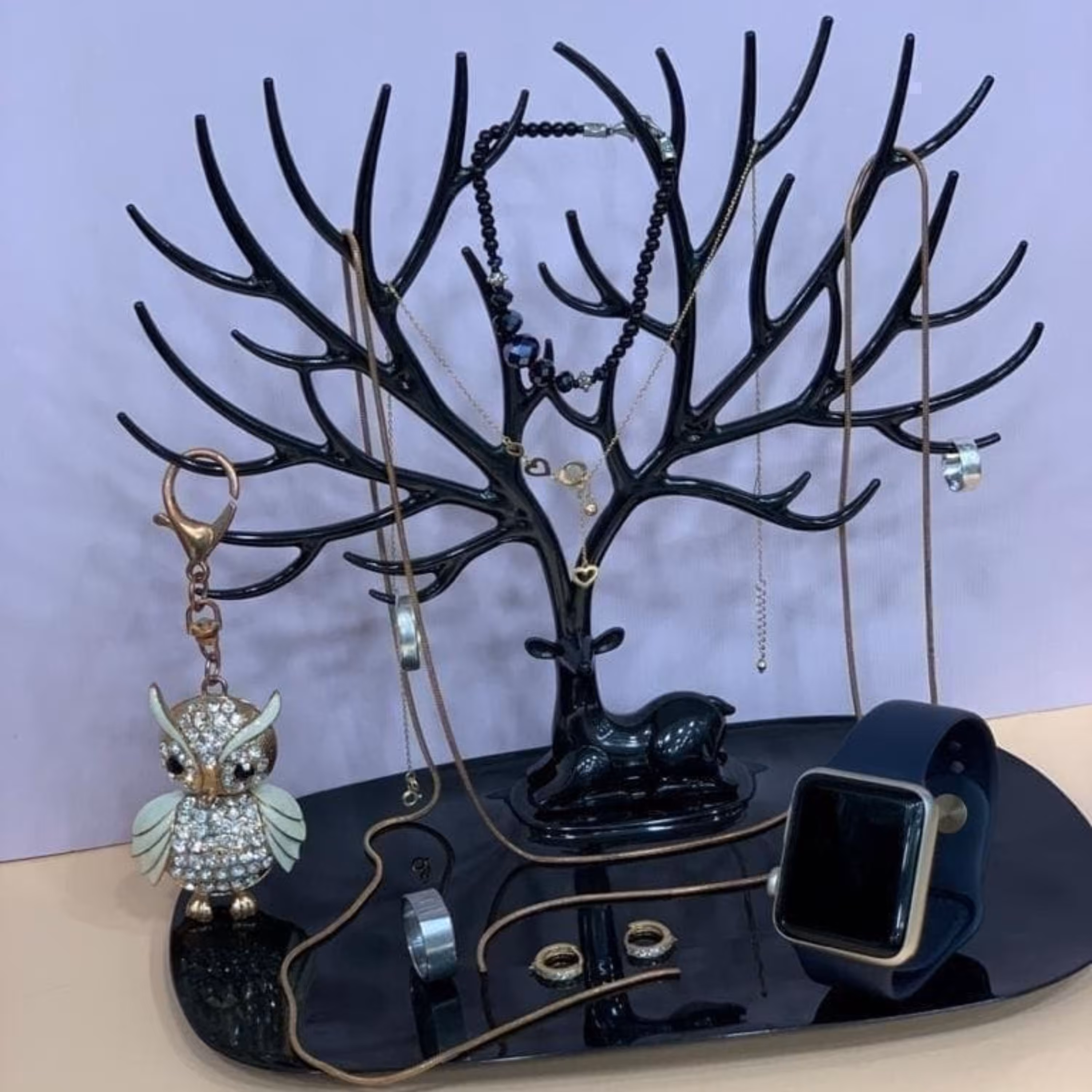 استند جواهرات و بدلیجات طرح گوزن رنگ مشکی