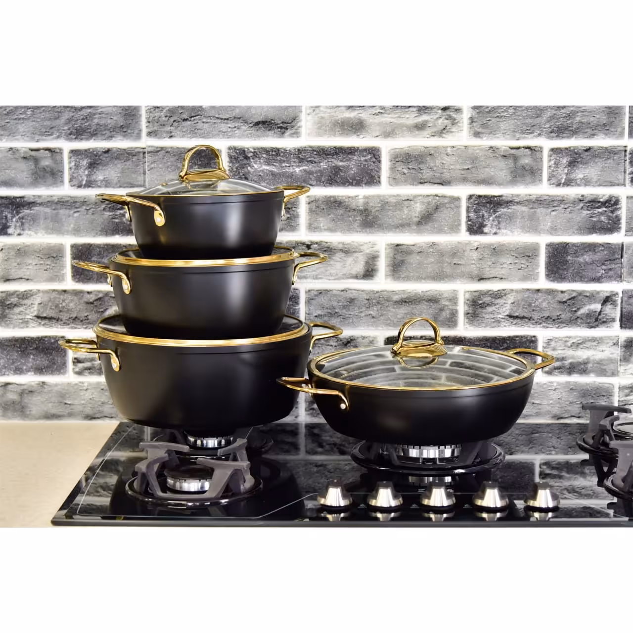 سرویس قابلمه 8 پارچه مشکی با درب منحنی ( یونیک )  8305 