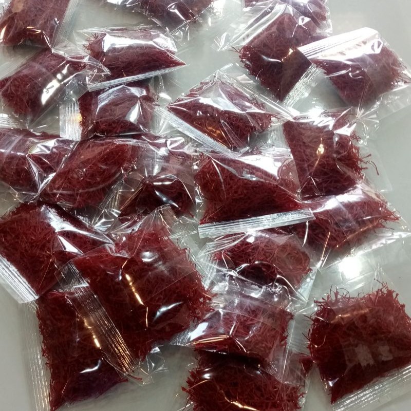 زعفران نگین درجه 1 به صورت عمده وخرد