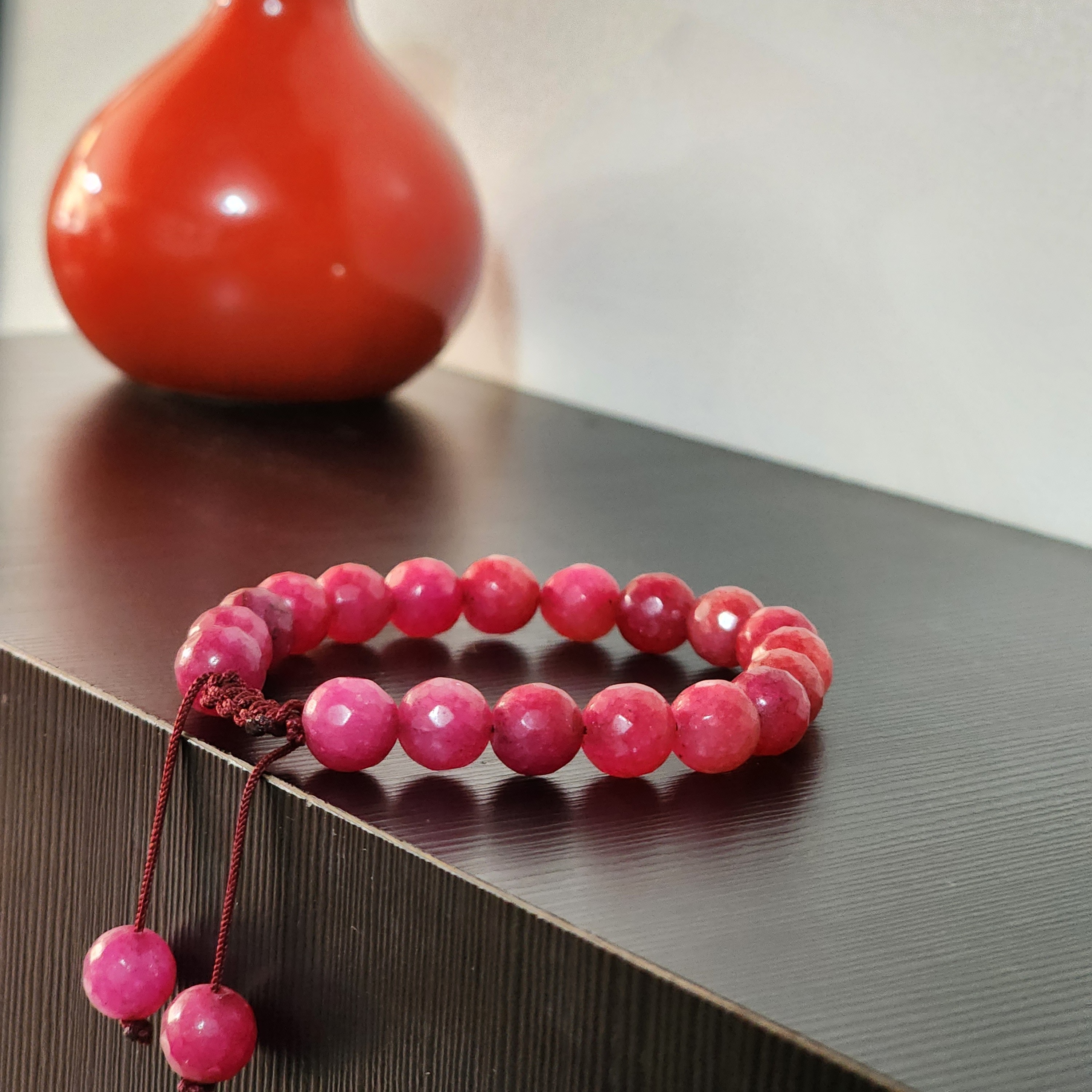 دستبند سنگ تراش خورده با بند کشویی