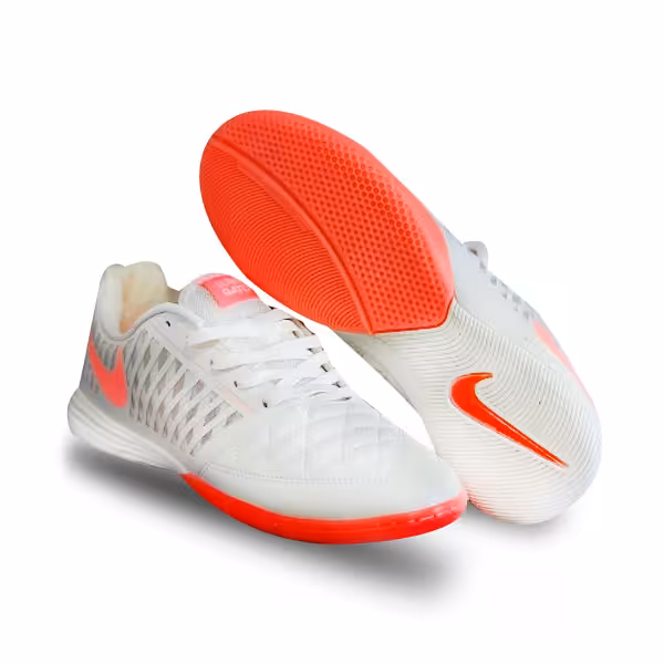 کفش فوتسال نایک لونارگتو 2024