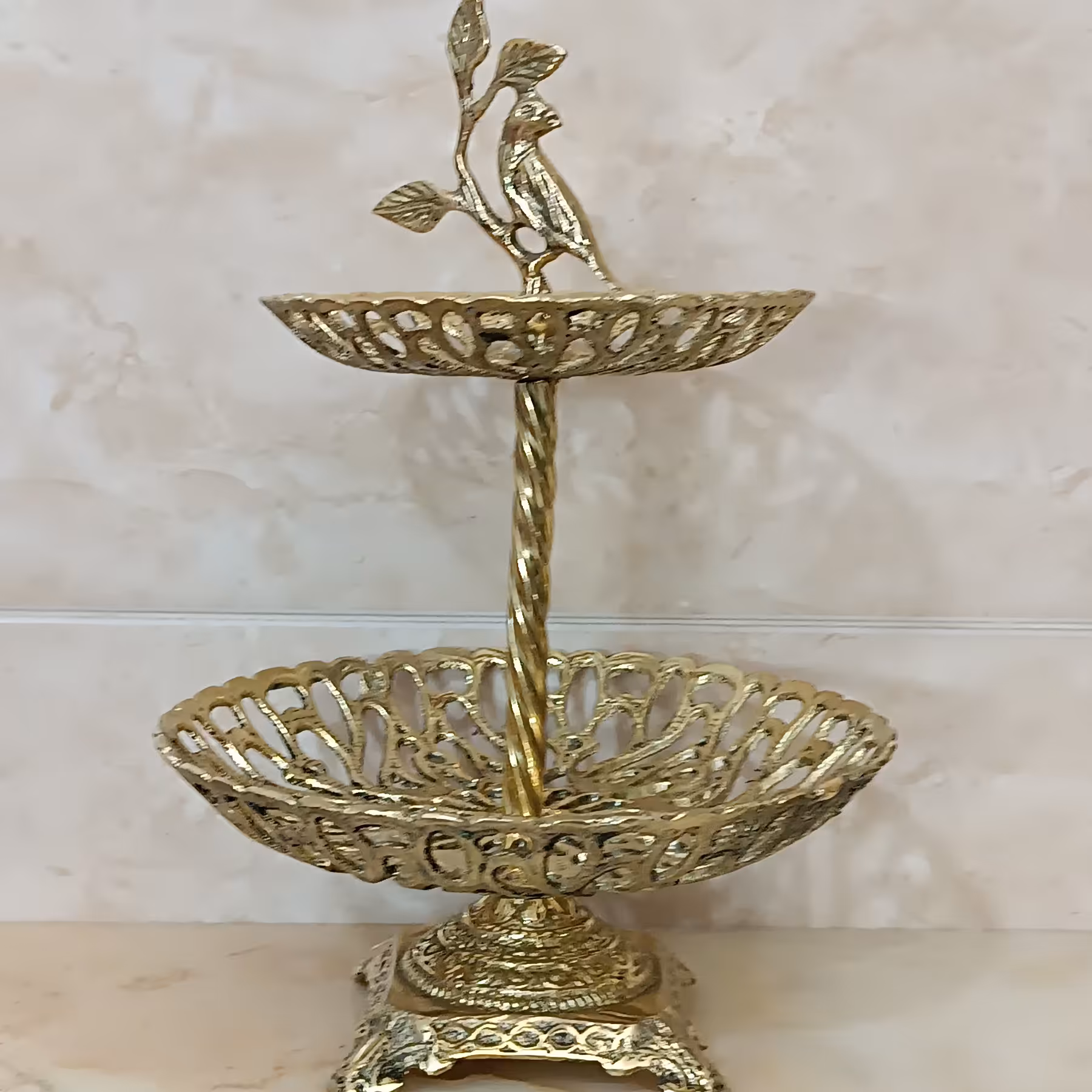 شیرینی خوری برنجی دو طبقه توری کد 310(سرویس پذیرایی برنز)