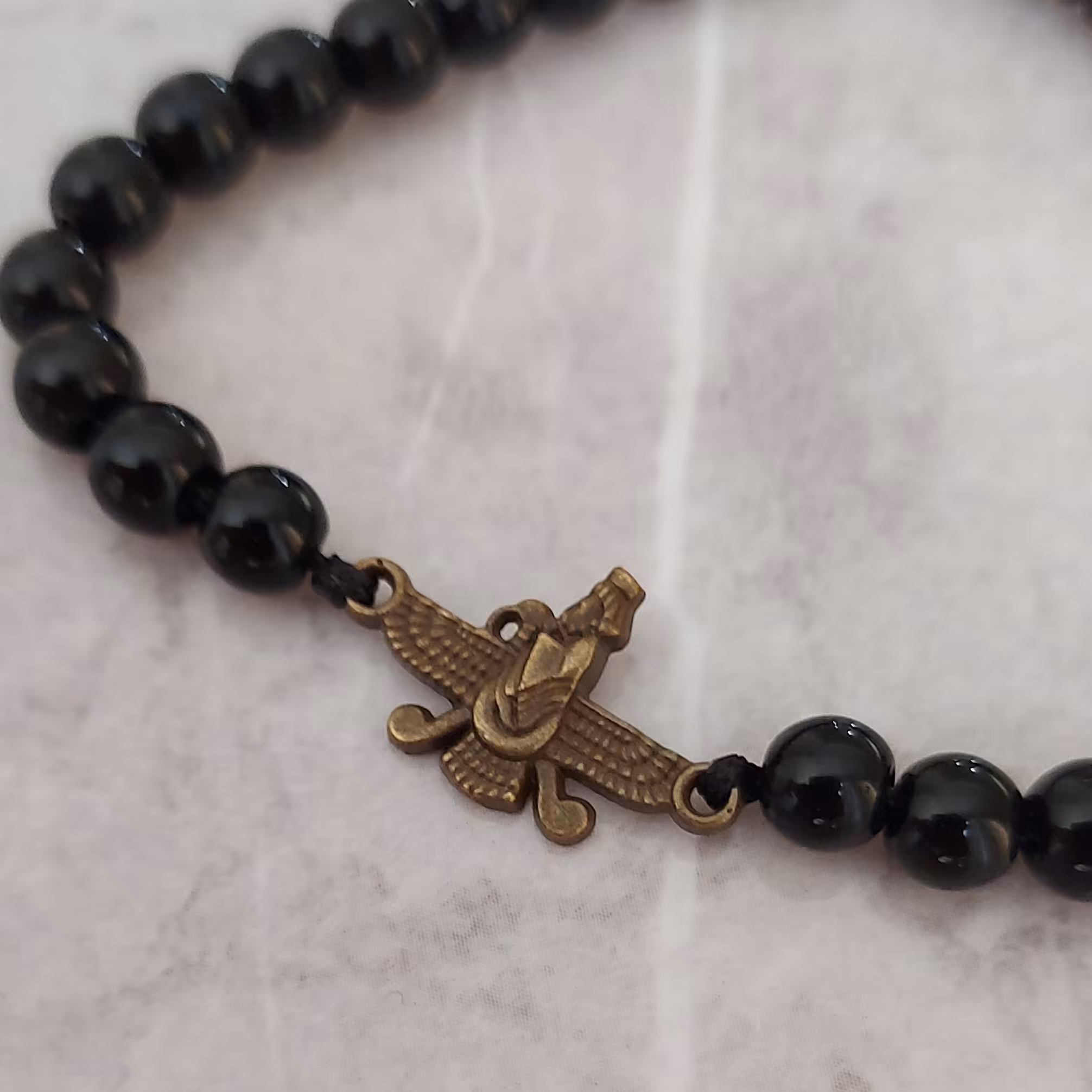 دستبند پسرانه مشکی اهورامزدا