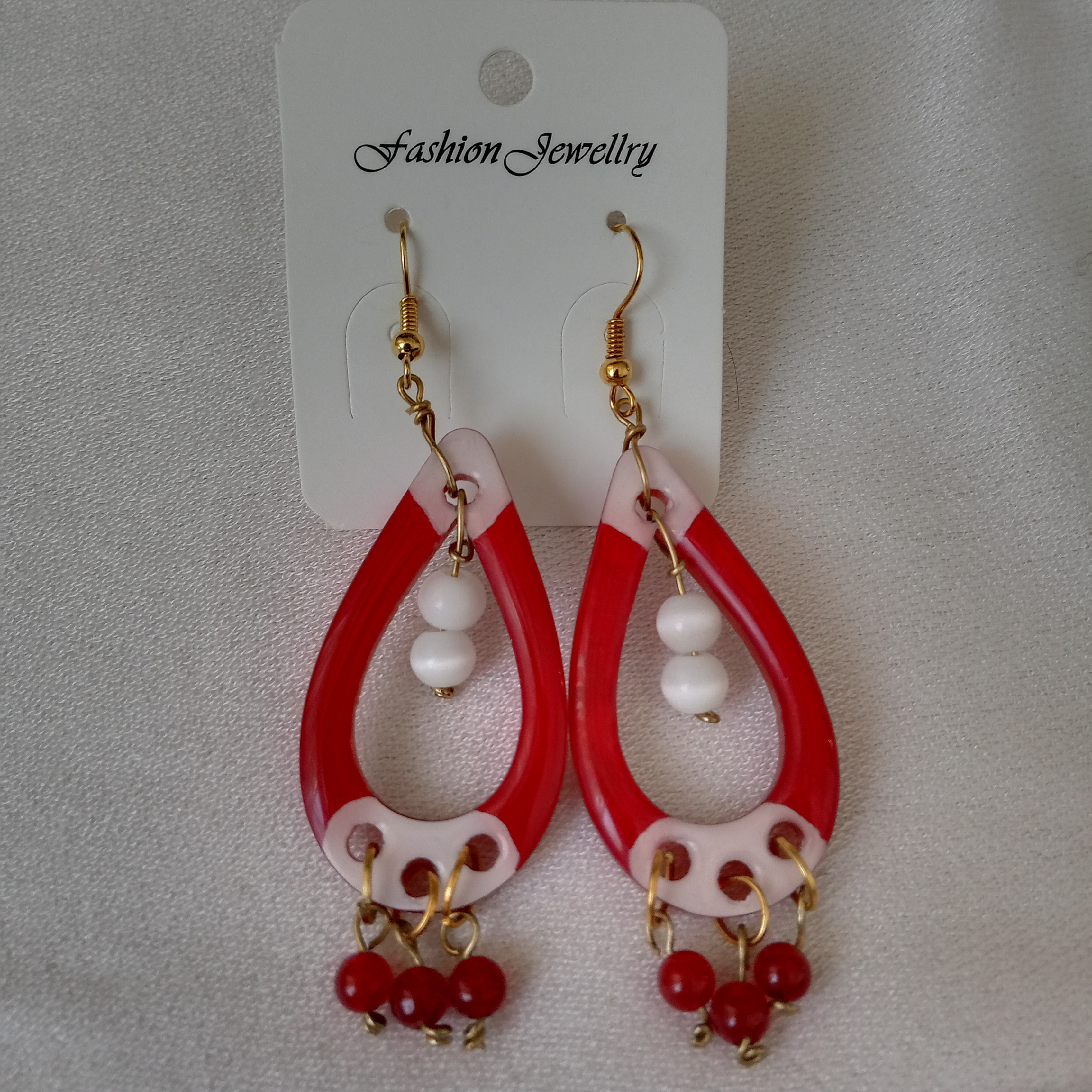 گوشواره سفید قرمز 