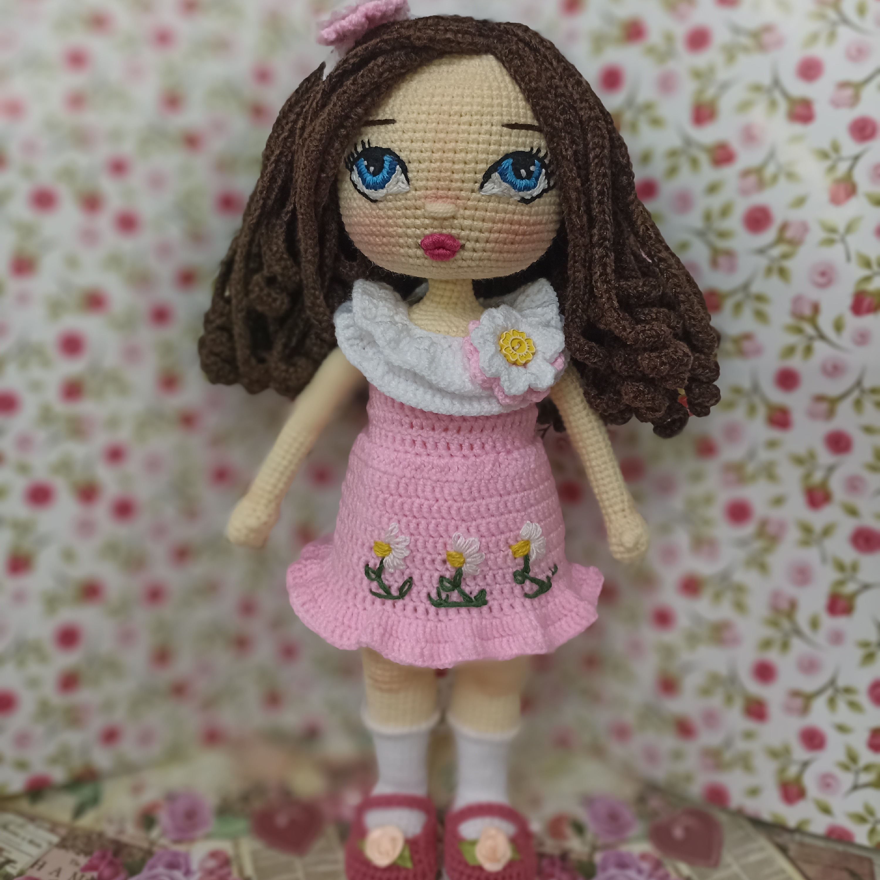 عروسک بافتنی دختر بلینای زیبا