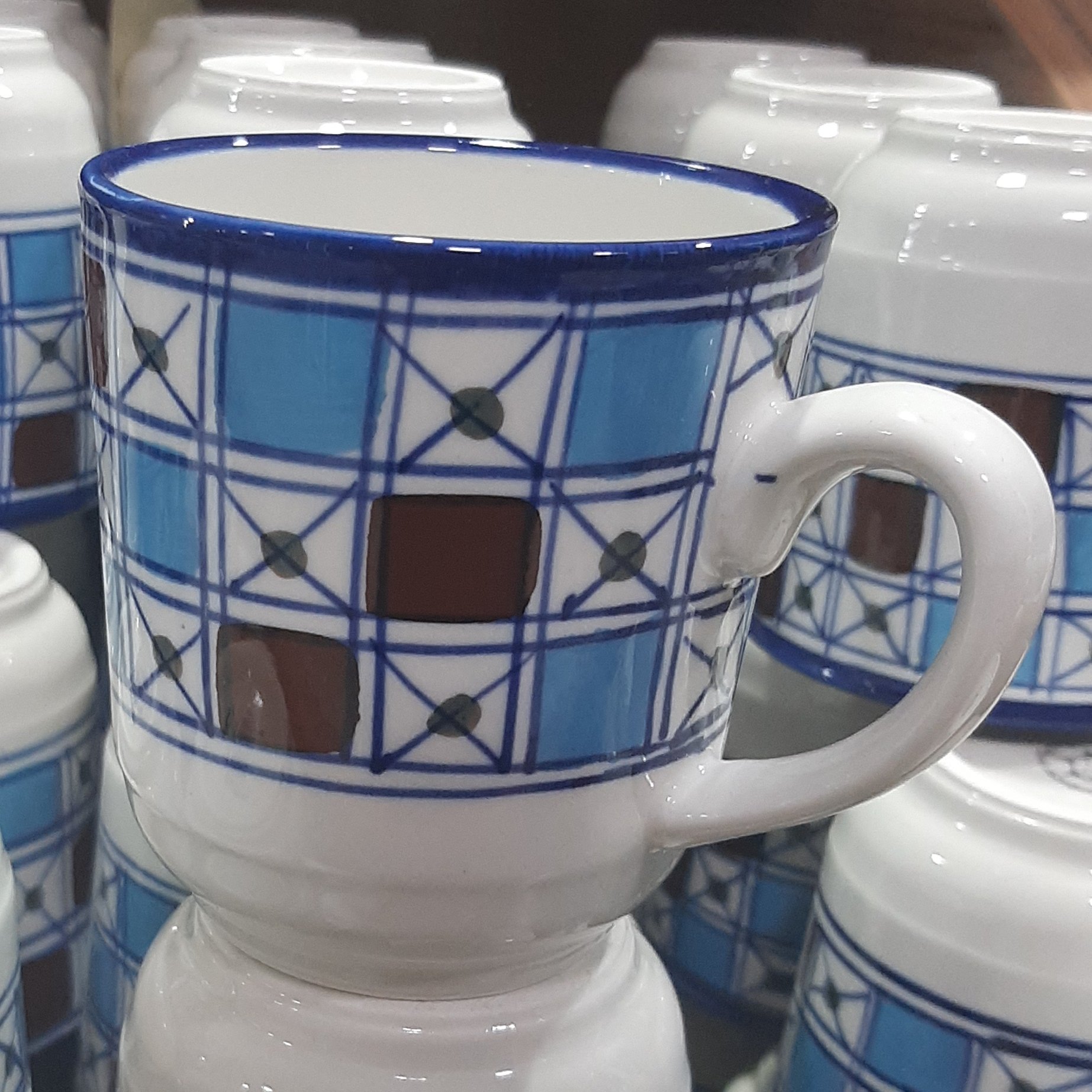 لیوان سرامیکی، سفالین در طرح های مختلف