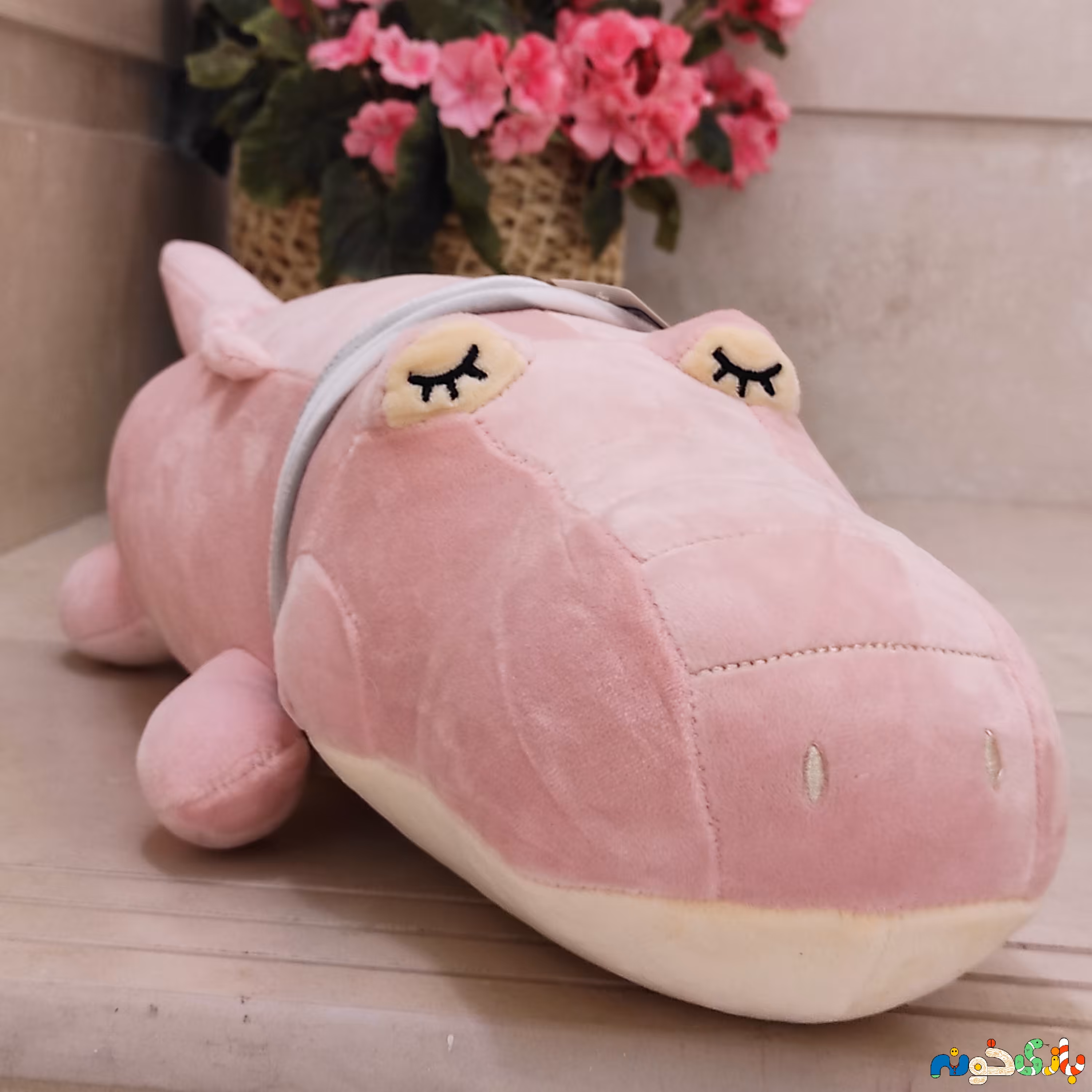 عروسک پولیشی تمساح خوابیده شالدار وارداتی طول 50 سانت 