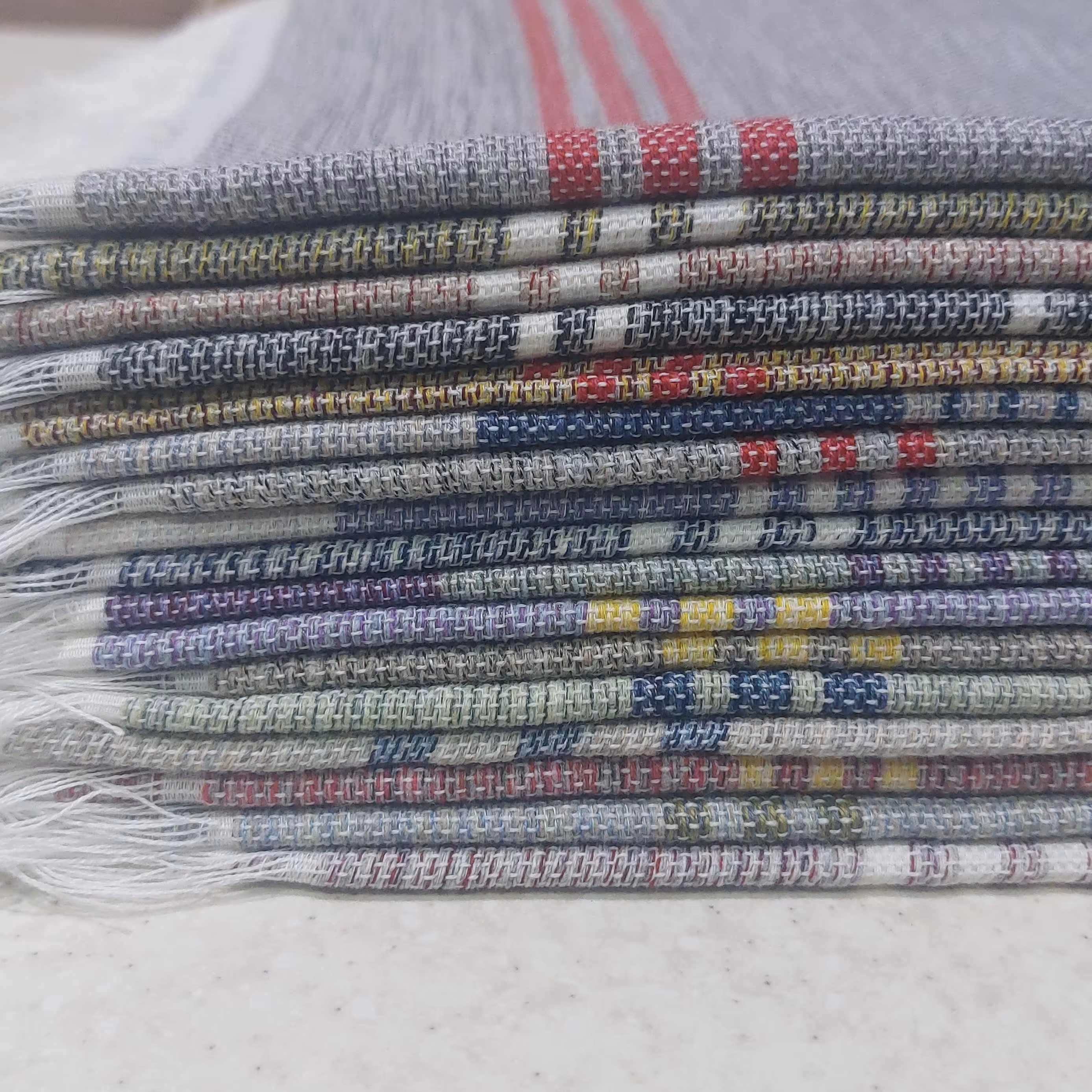 دستمال نخی و حوله 