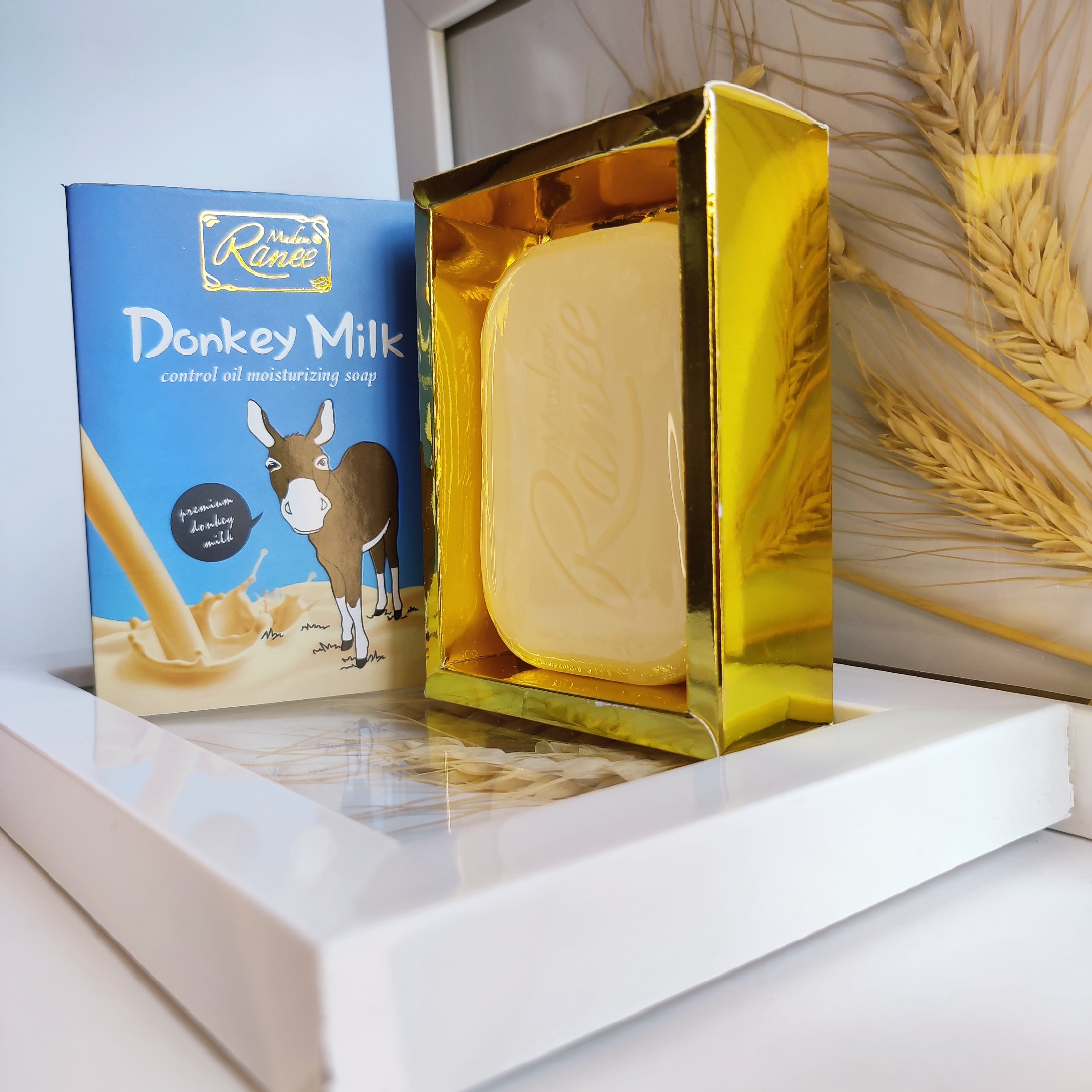 صابون 100گرمی عصاره شیر الاغ ( سفید کننده نرم کننده و ضد پیری )