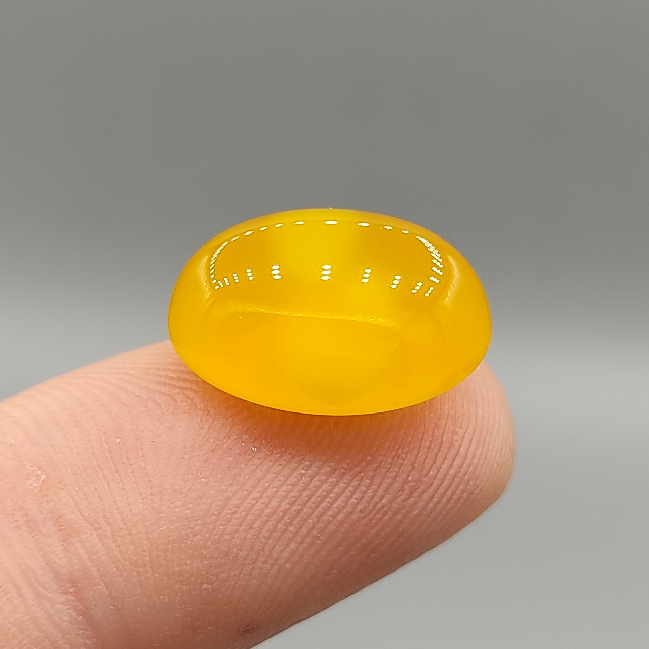 عقیق زرد قناری آبدار و لامپی معدنی