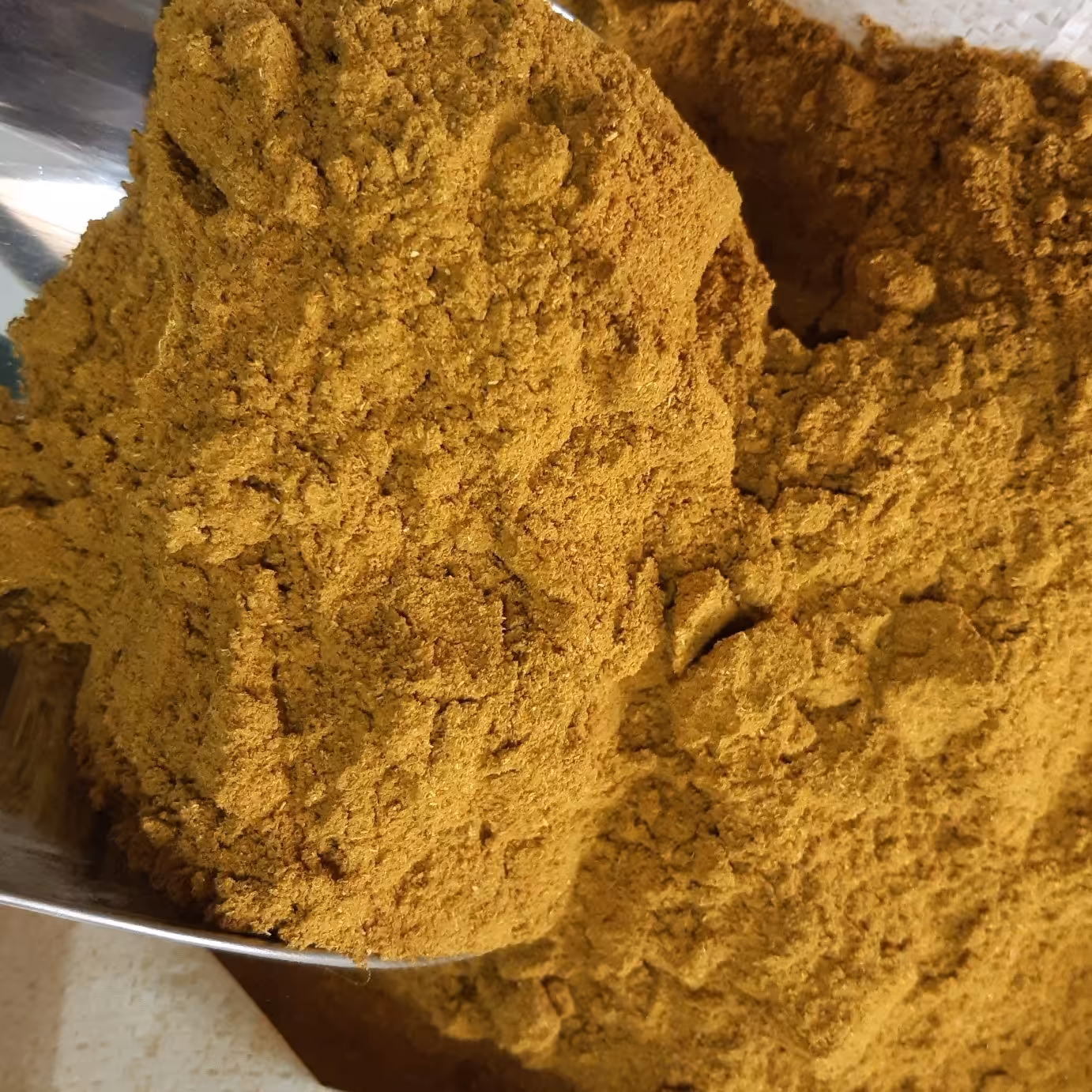 ادویه کاری معمولی (2کیلویی)