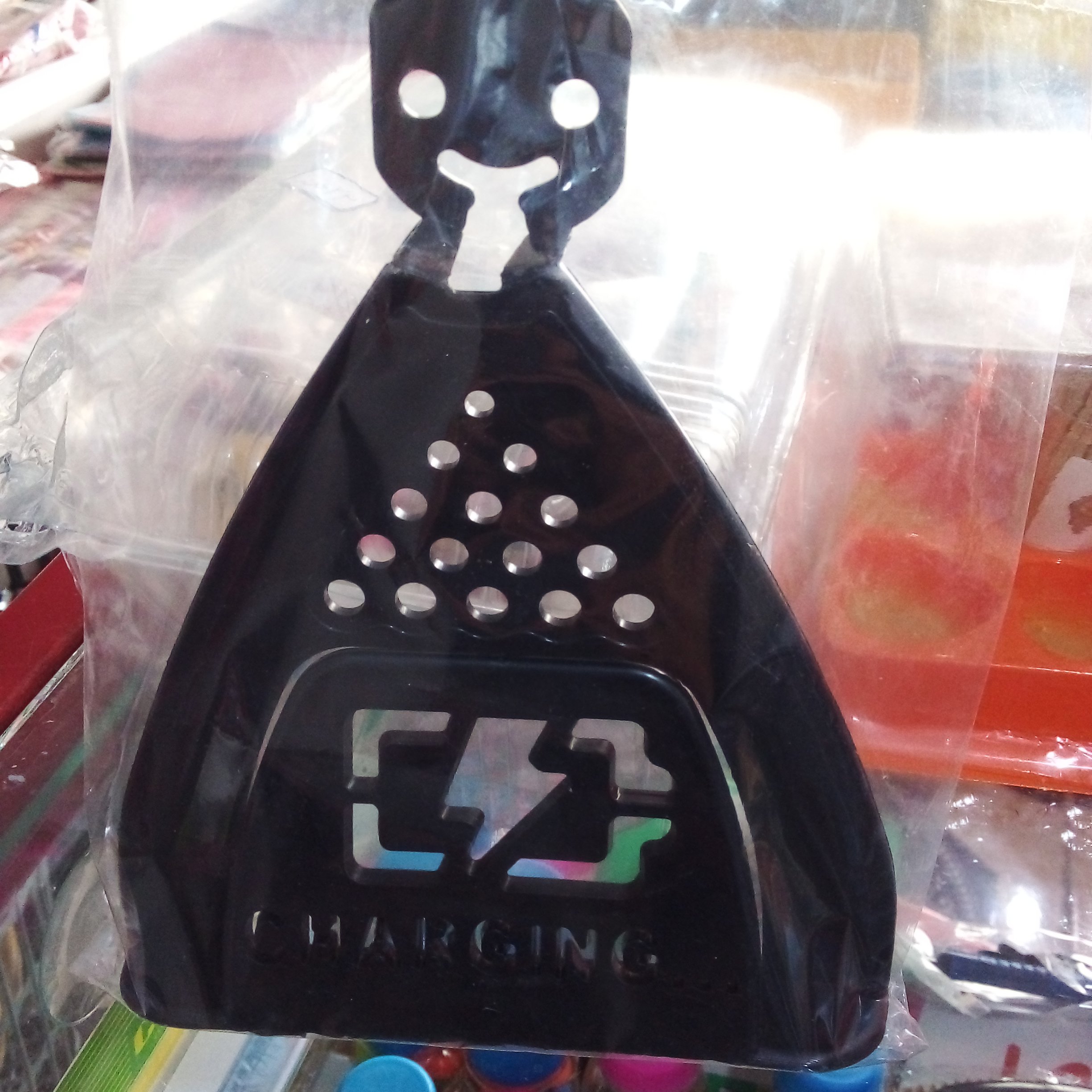 نگهدارنده ی موبایل دورازدسترس کودکان