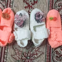 کفش روفرشی دستبافت گلداروساده 50گرم سایز آزاد سفید مشکی و صورتی