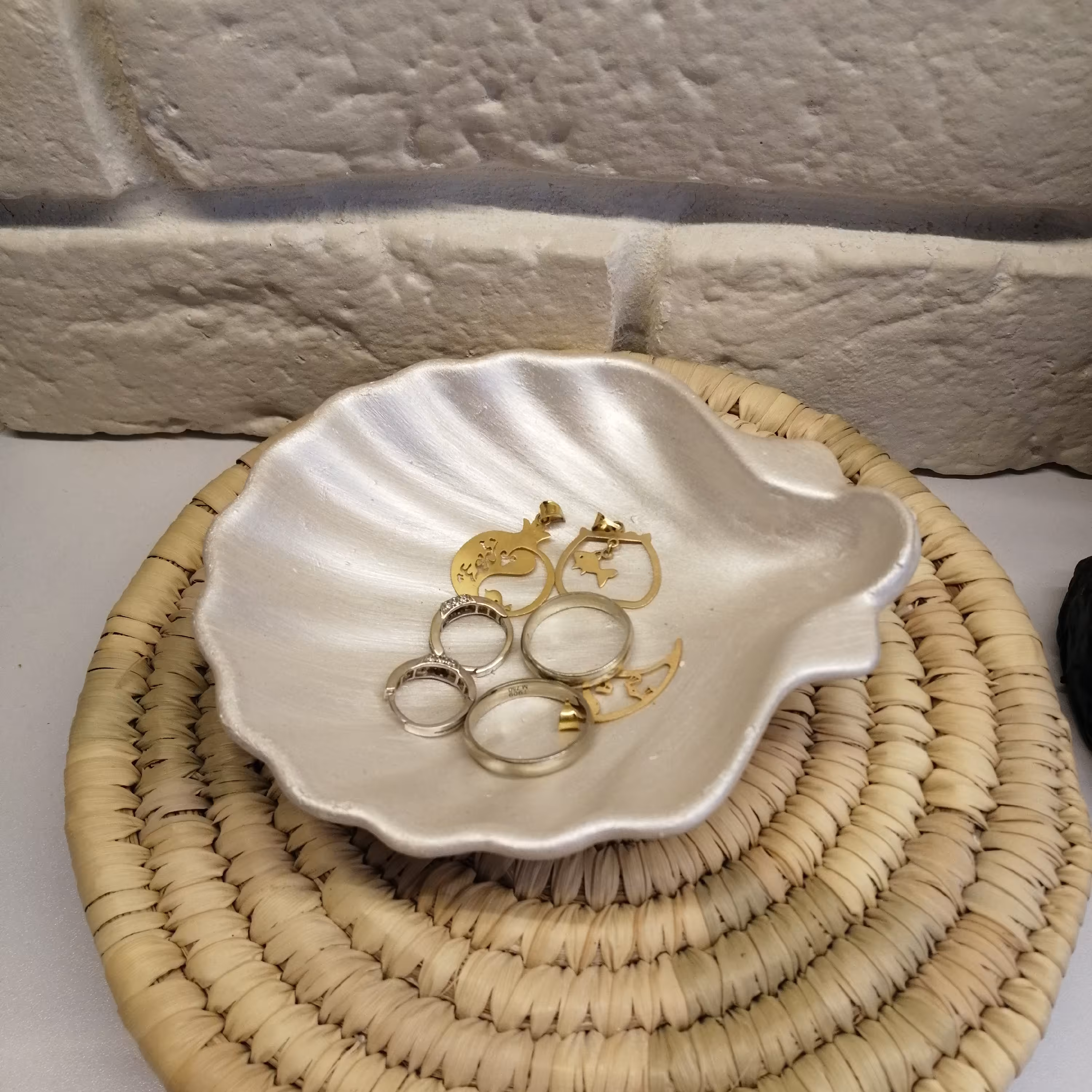 جا جواهری طرح صدف زیبا و شیک در رنگهای مختلف