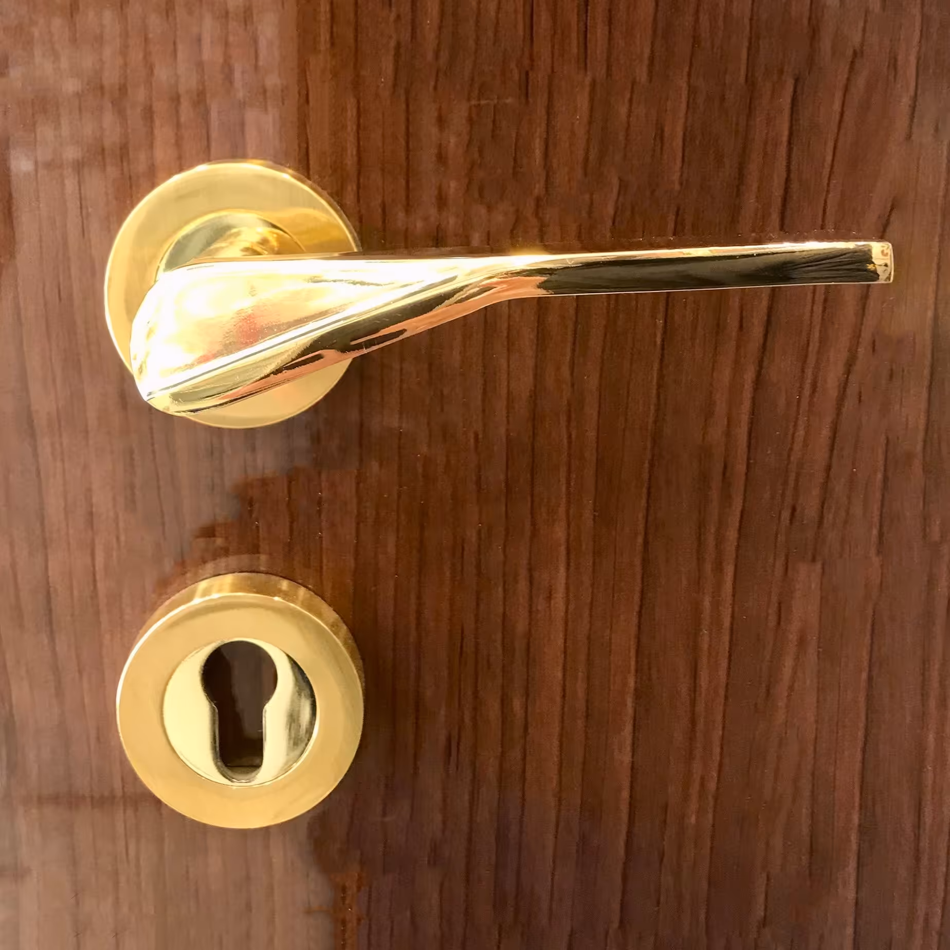 دستگیره دوتیکه رزت کد 2021 رنگ طلایی