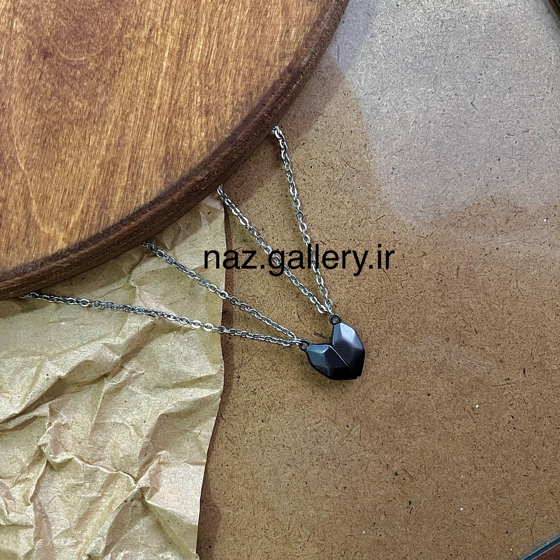 گردنبند مگنتی قلب بزرگ مشکی استیل