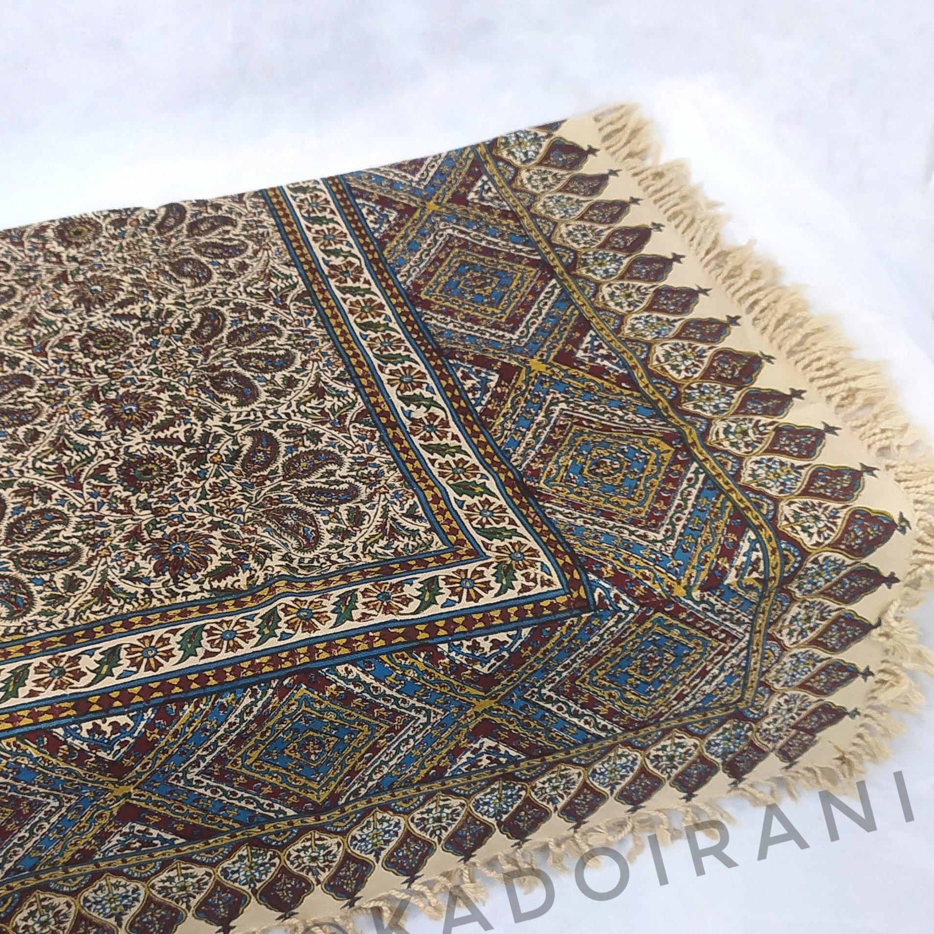 رومیزی مربعی کتان قلمکار صادراتی سایز 120