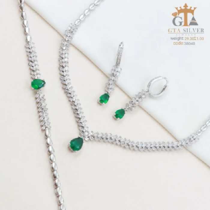 سرویس نقره اصل و شیک 925 عیار با نگین باگت کد 38040