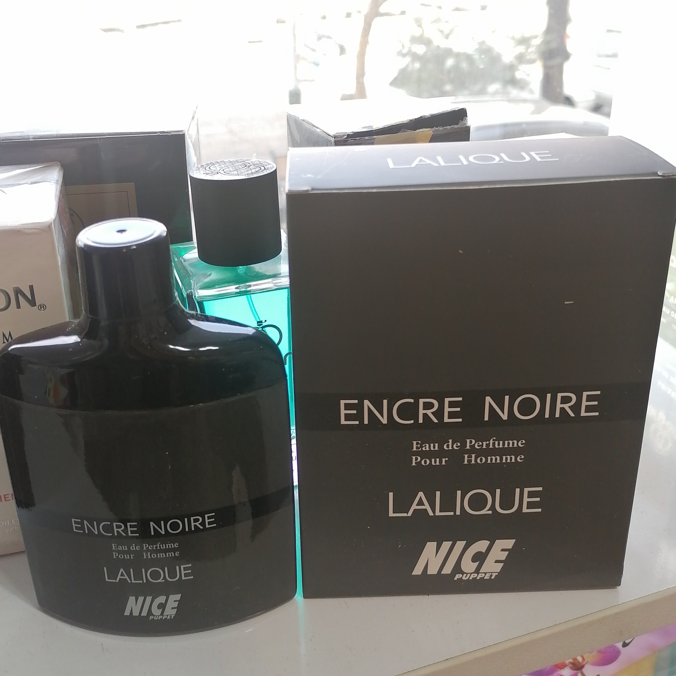 عطرادکلن مردانه لالیک شرکتی با کیفیت