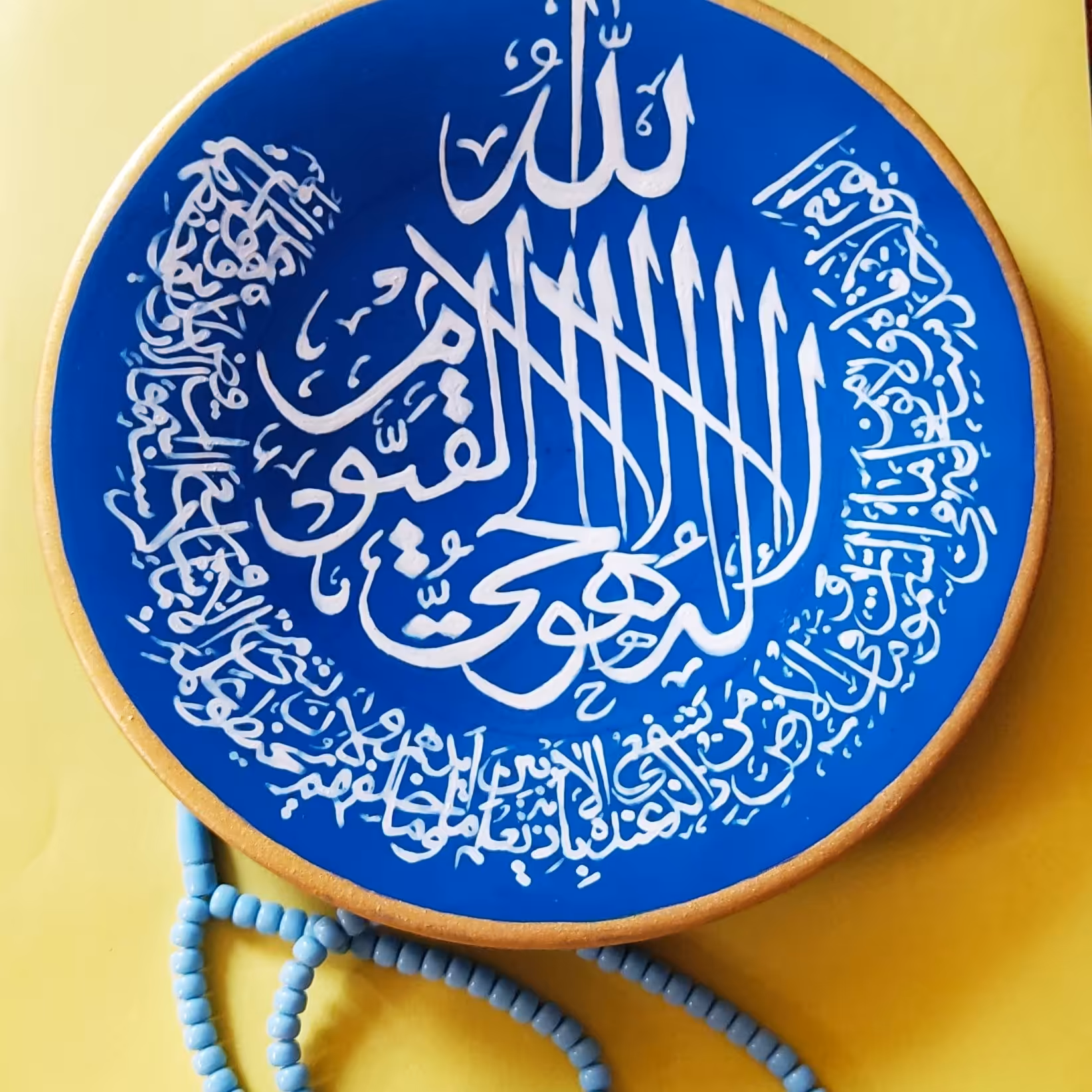 بشقاب دیوار کوب 25سانتی رنگ آبی تیره.   ............مناسب هدیه.  دکوری.  .....................................