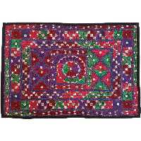 رومیزی مستطیل سوزن دوزی کد SOOZMOS23 نفیس