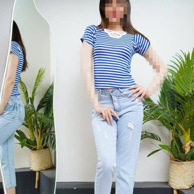 کراپ تاپ زنانه آستین کوتاه یقه طرحدار