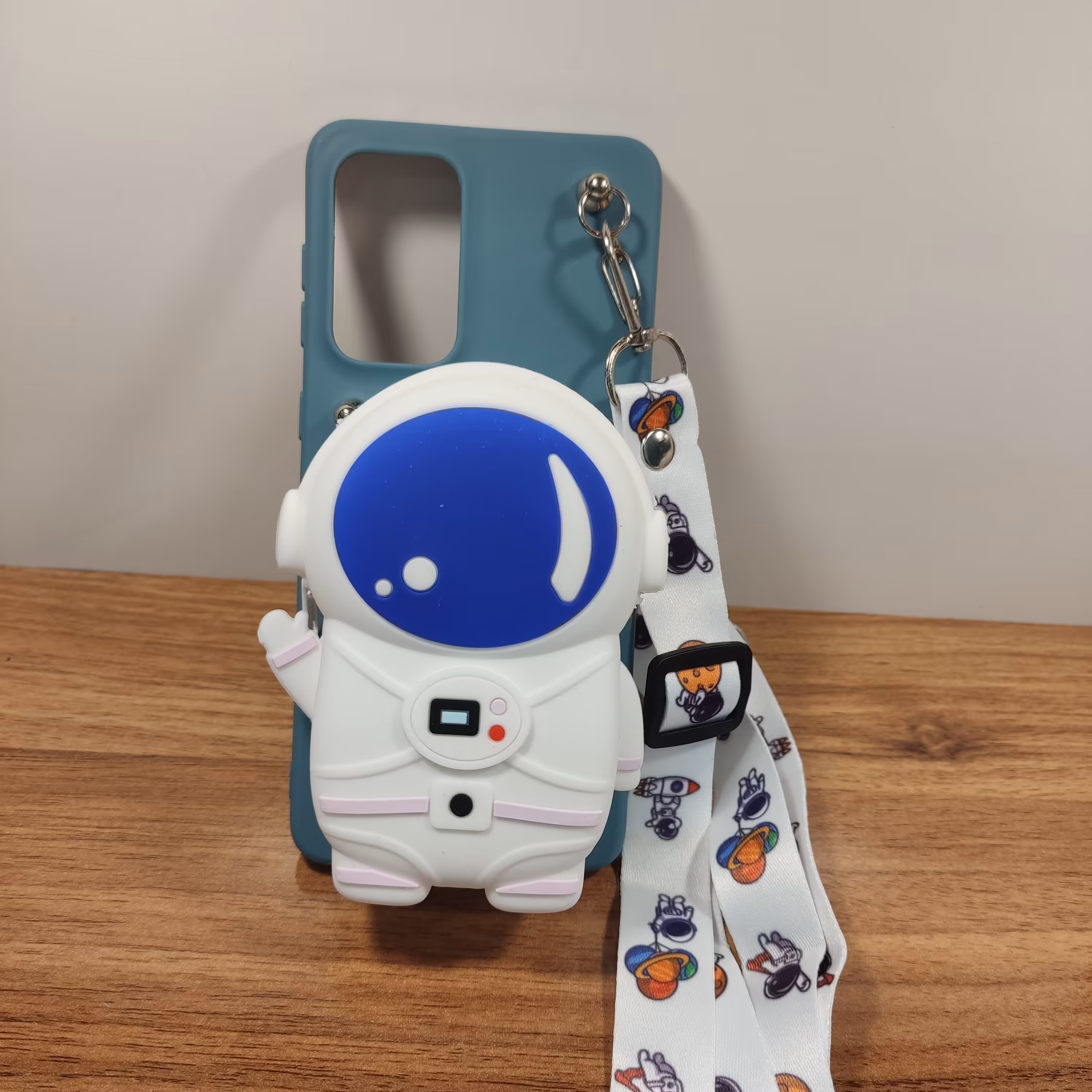 گارد عروسکی سیلیکونی بگ دار  فضانورد  A53 5g