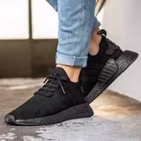 کفش کتانی بندی مردانه آدیداس ان ام دی