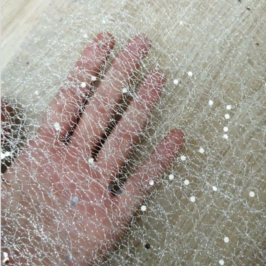 تور رشته ای ریز نقره ای 