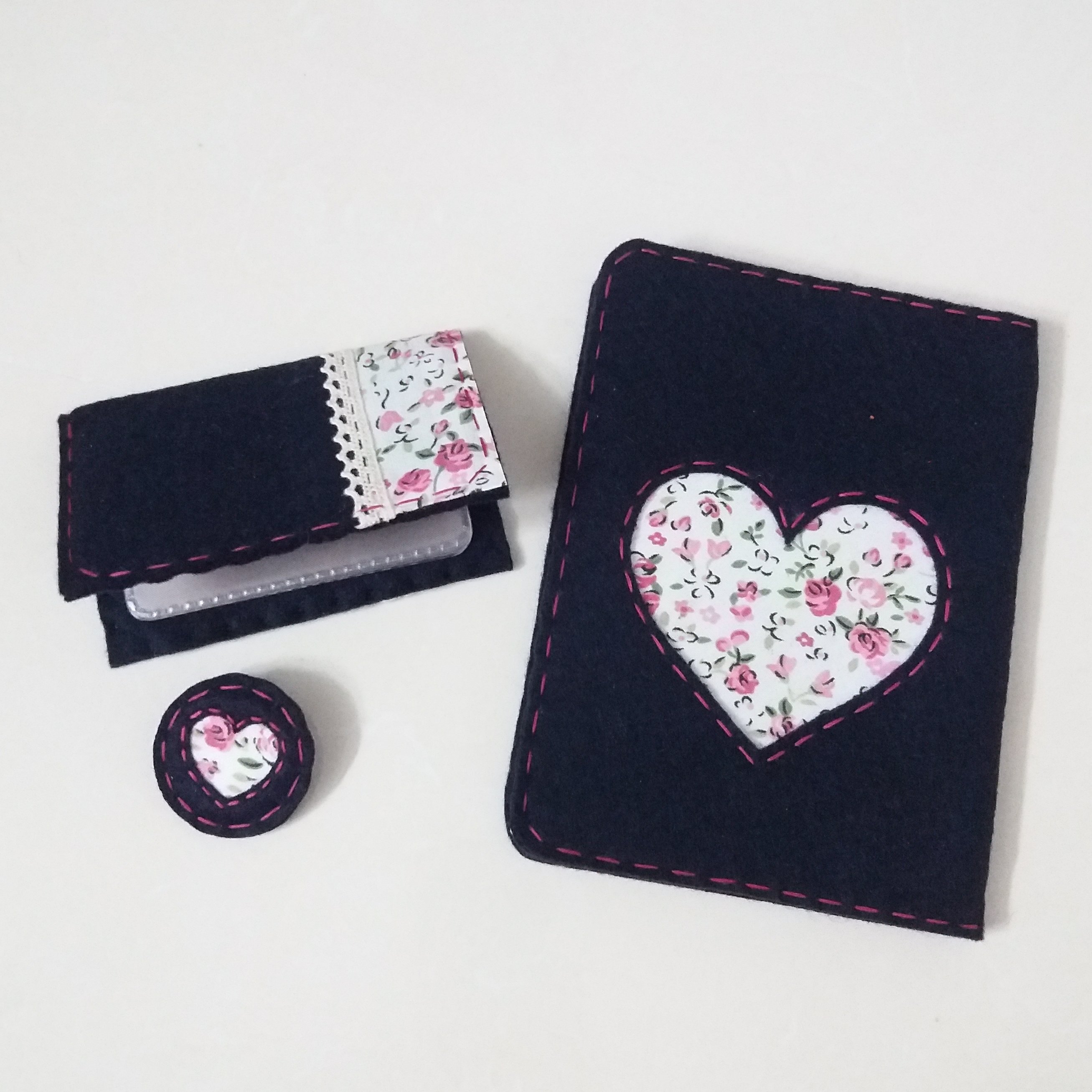 دفترچه و پیکسل و جاکارتی گلگلی