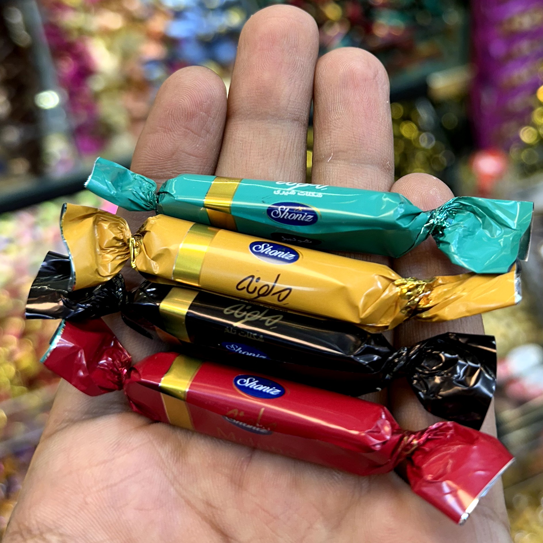 شکلات ملونه میکس شونیز مدادی با کیفیت 500 گرمی آجیل و خشکبار مهران