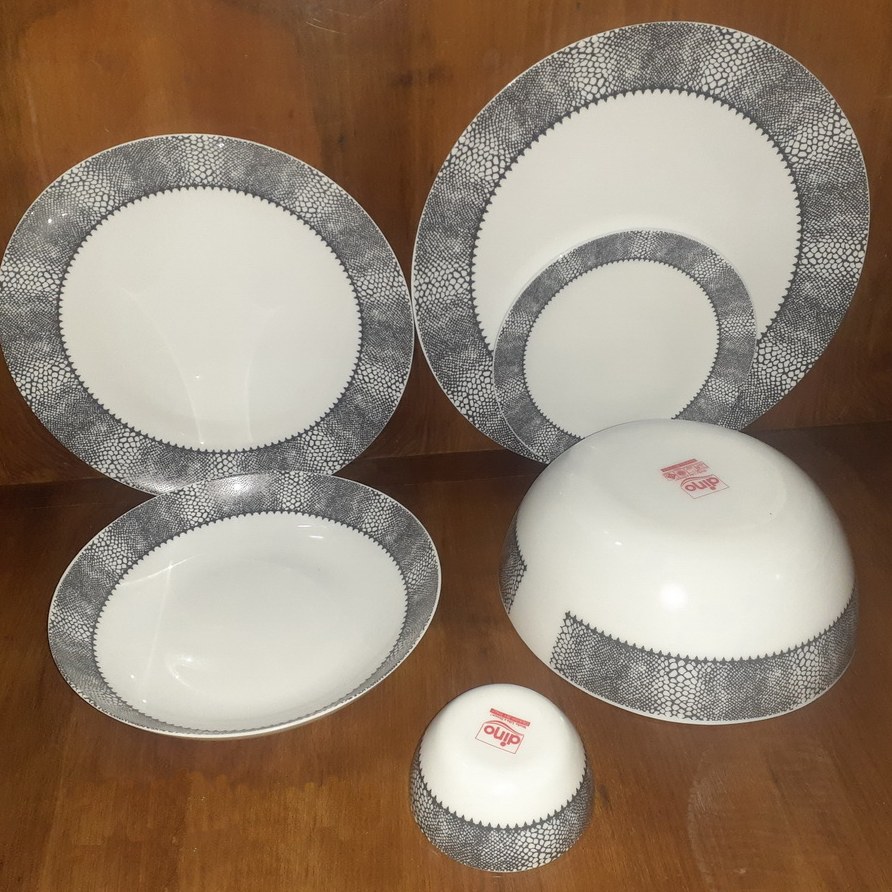 سرویس غذاخوری 26 پارچه آرکوپال مدل براندون