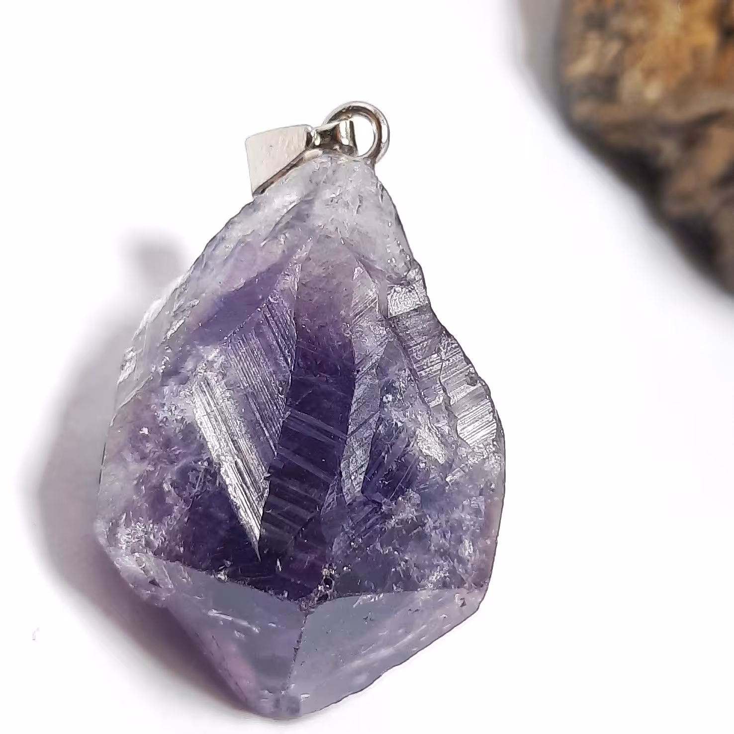 سنگ آمیتیست برزیلی