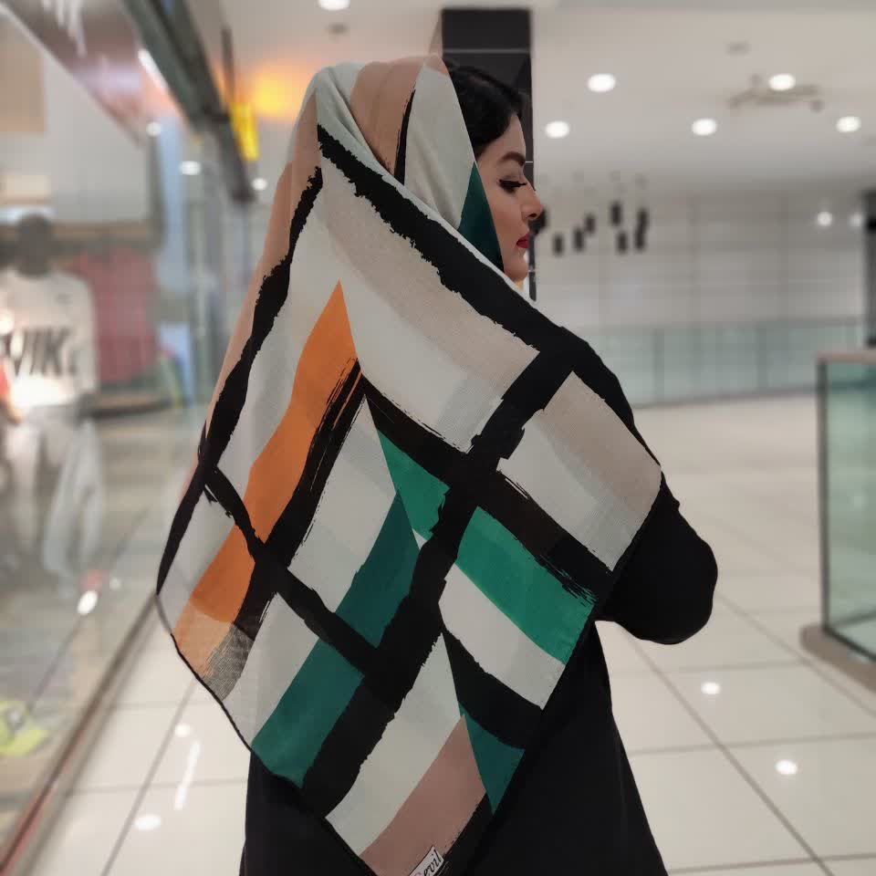 روسری زنانه مجلسی  رنگ شاد خطی