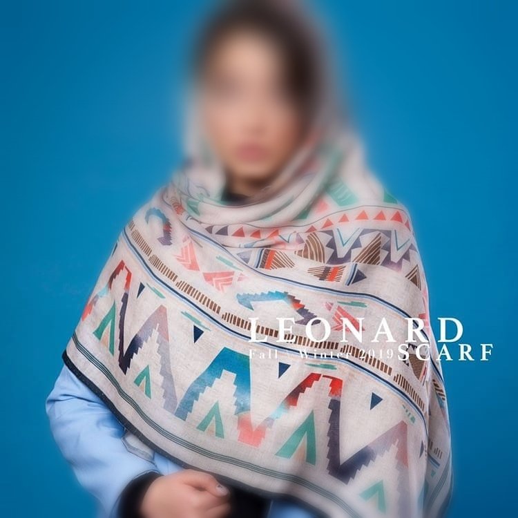 روسری نخی پاییزه طرح مثلثی