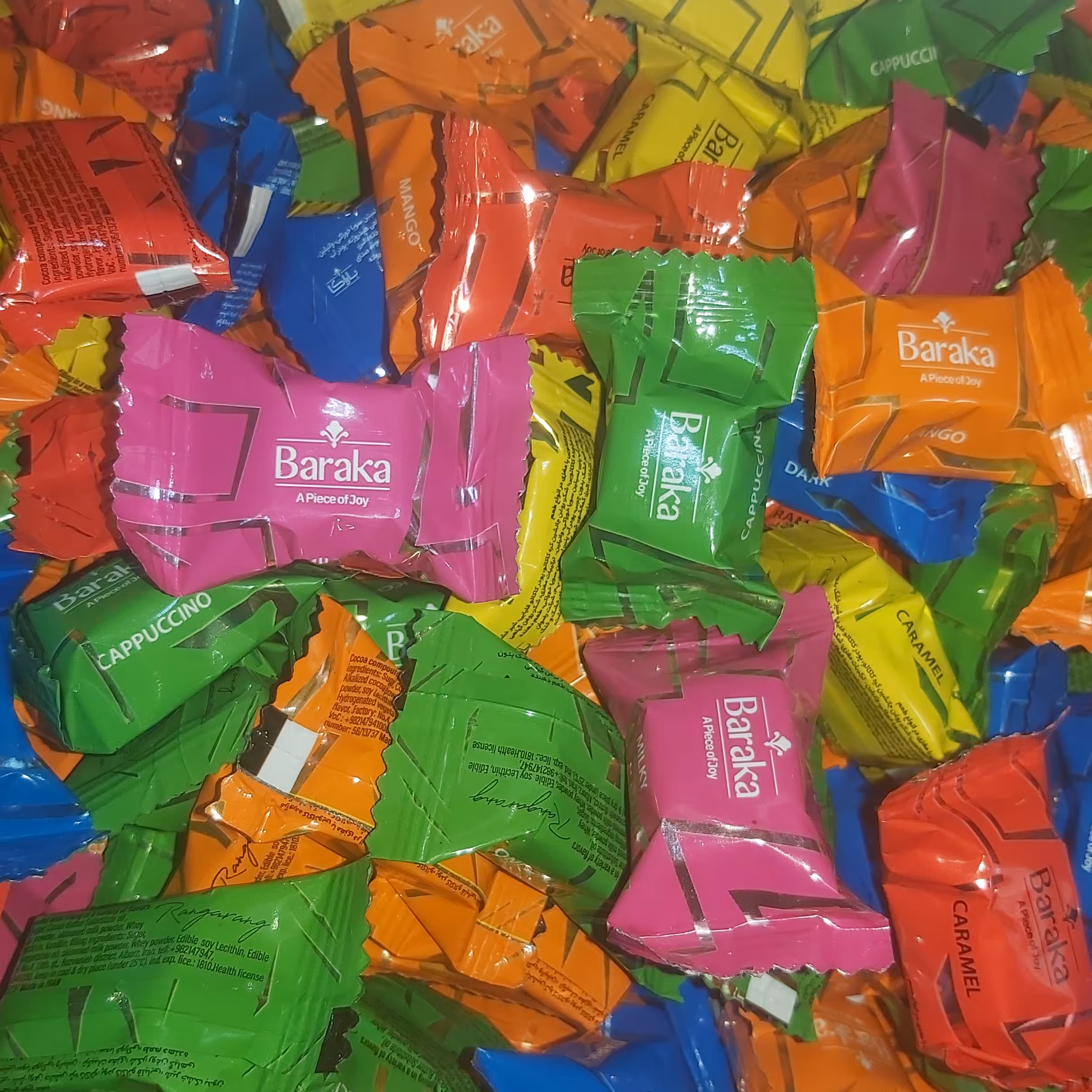 شکلات باراکا طعم و رنگ های  متفاوت