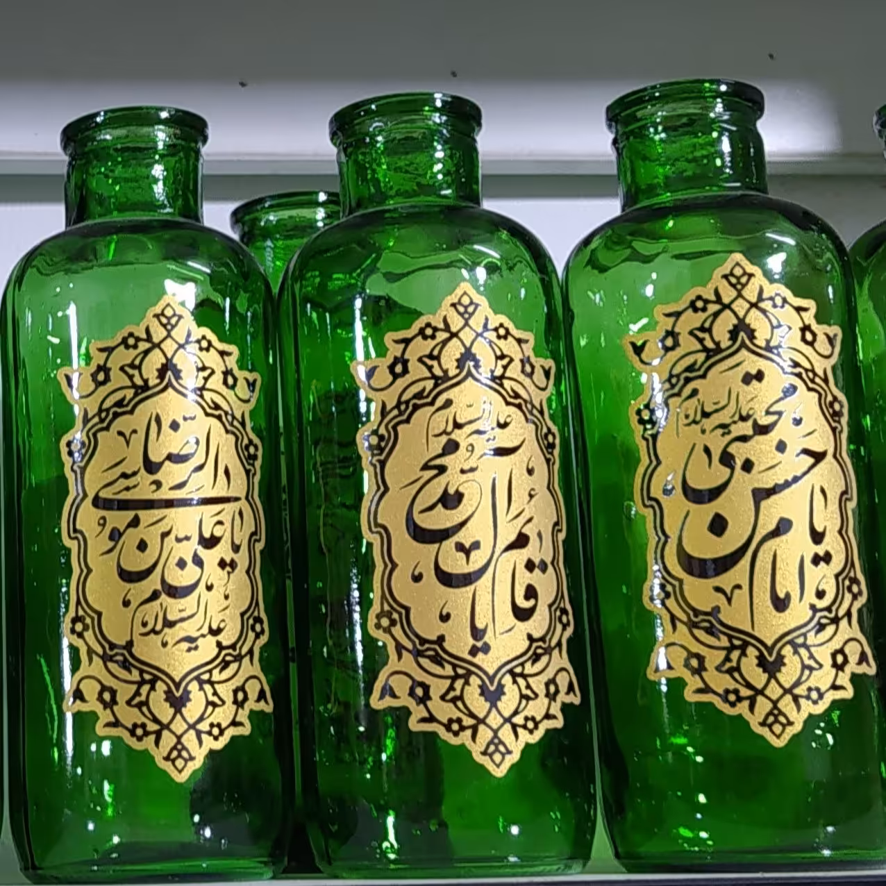 گلدان مذهبی شیشه ای