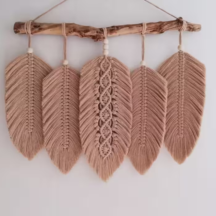 دیوارکوب مکرومه بافی برگ رنگ کرم لاکچری
