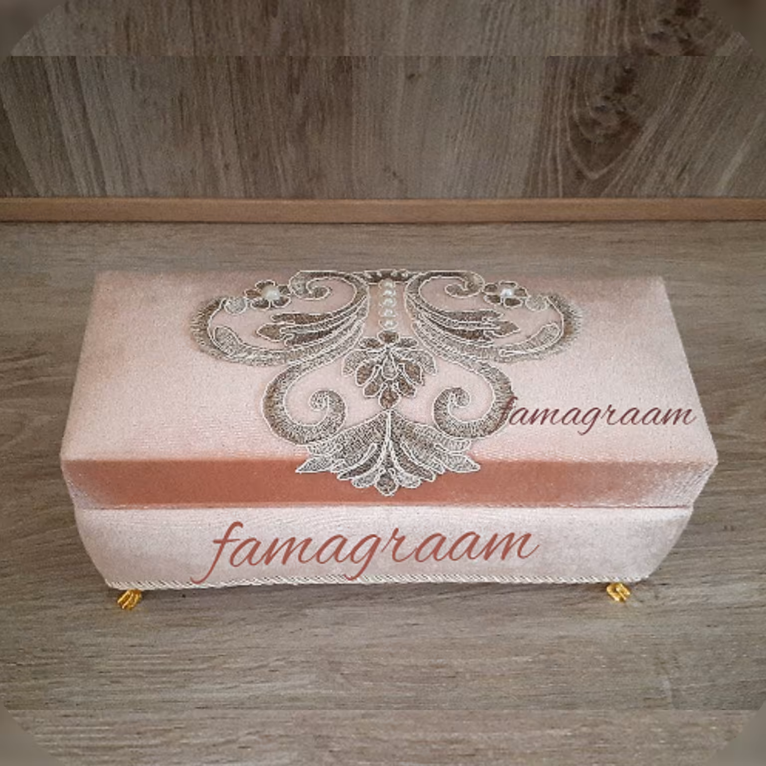 باکس در دار مخملی 10 در25 سانت پایه فلزی