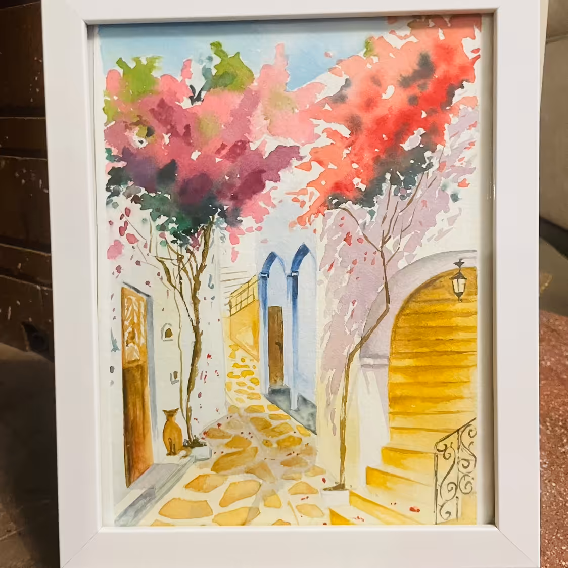تابلوی نقاشی آبرنگ طرح کوچه ای در جزیره سانتورینی ابعاد 20 در 25 سانتیمتر