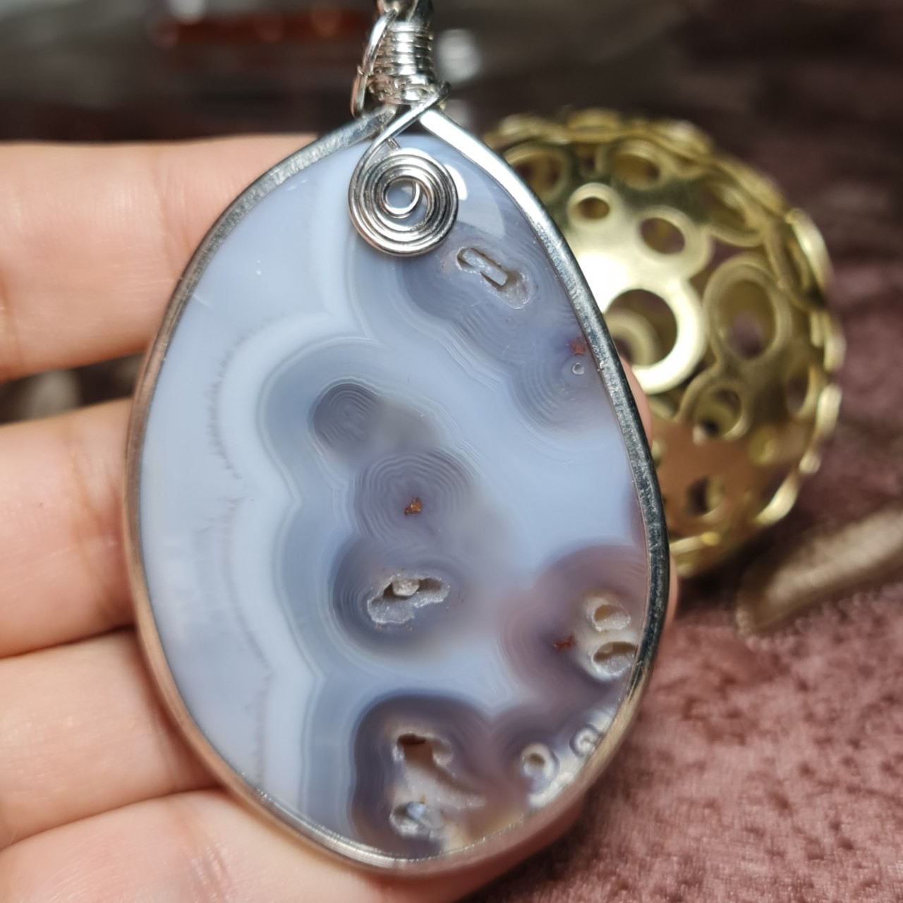 آویز درشت زیبای عقیق معدنی سلیمانی صد درصد طبیعی
کد 25211