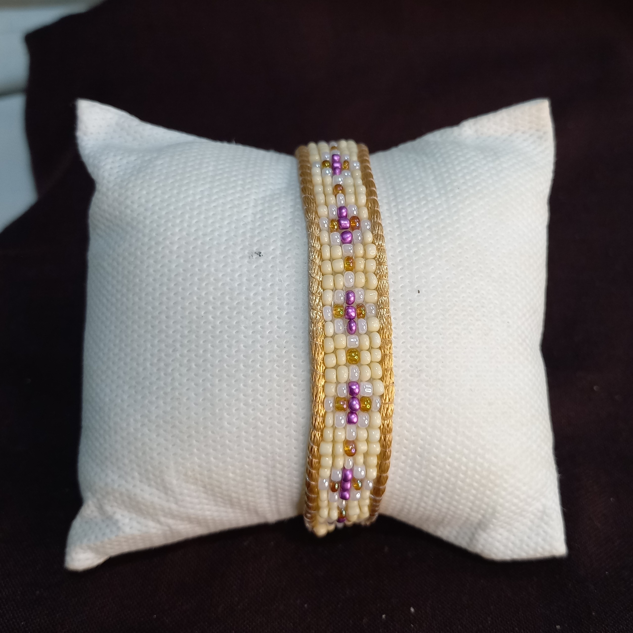 دستبند منجوق طرح گل زیورآلات زنانه و دخترانه  ست لباس لنین  کتان  زارا